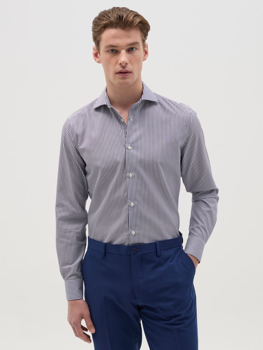 Slim-fit no-iron shirt with stripes_0