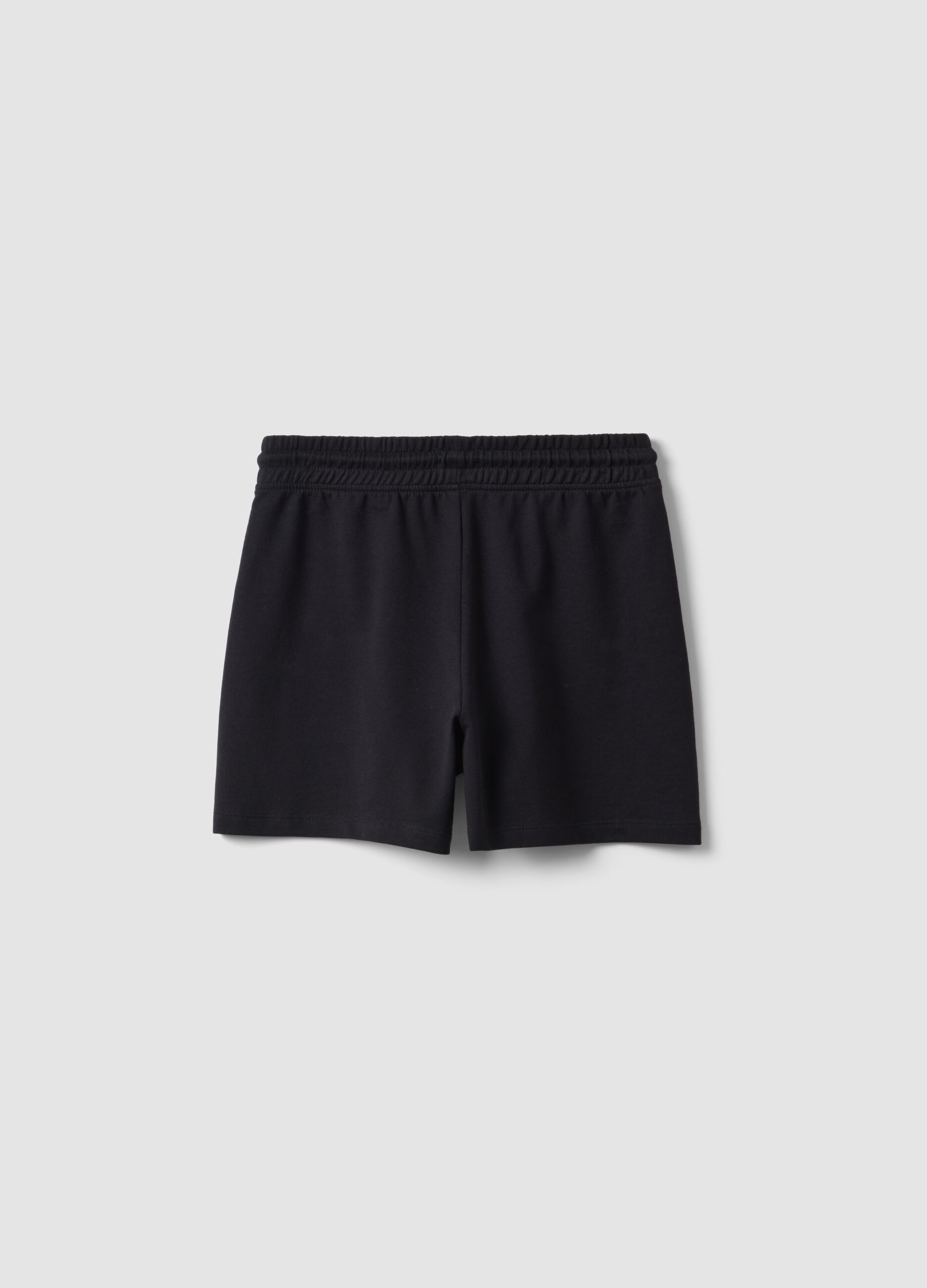 Girls&rsquo; black pure cotton shorts, regular fit