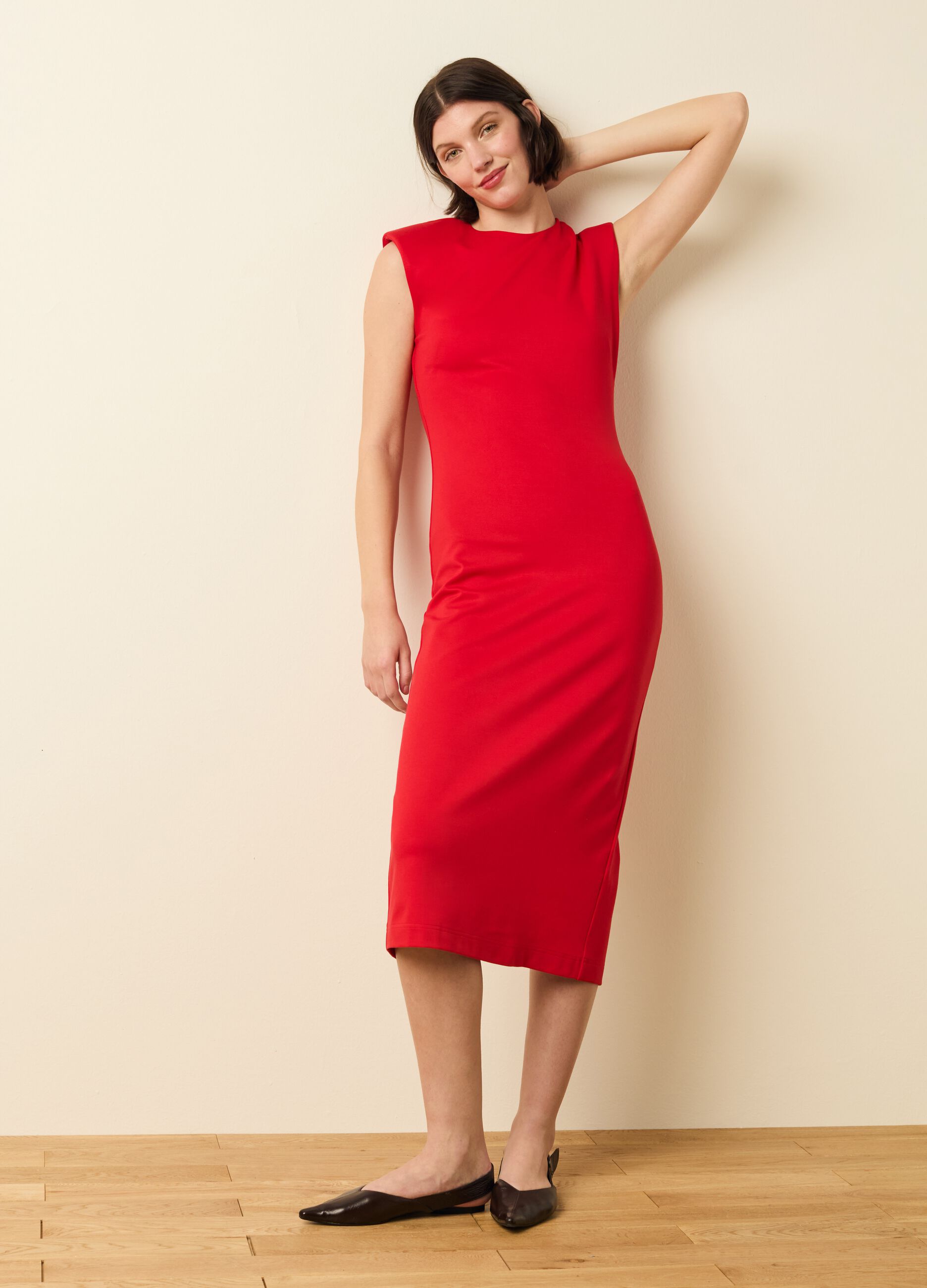 Sleeveless midi dress