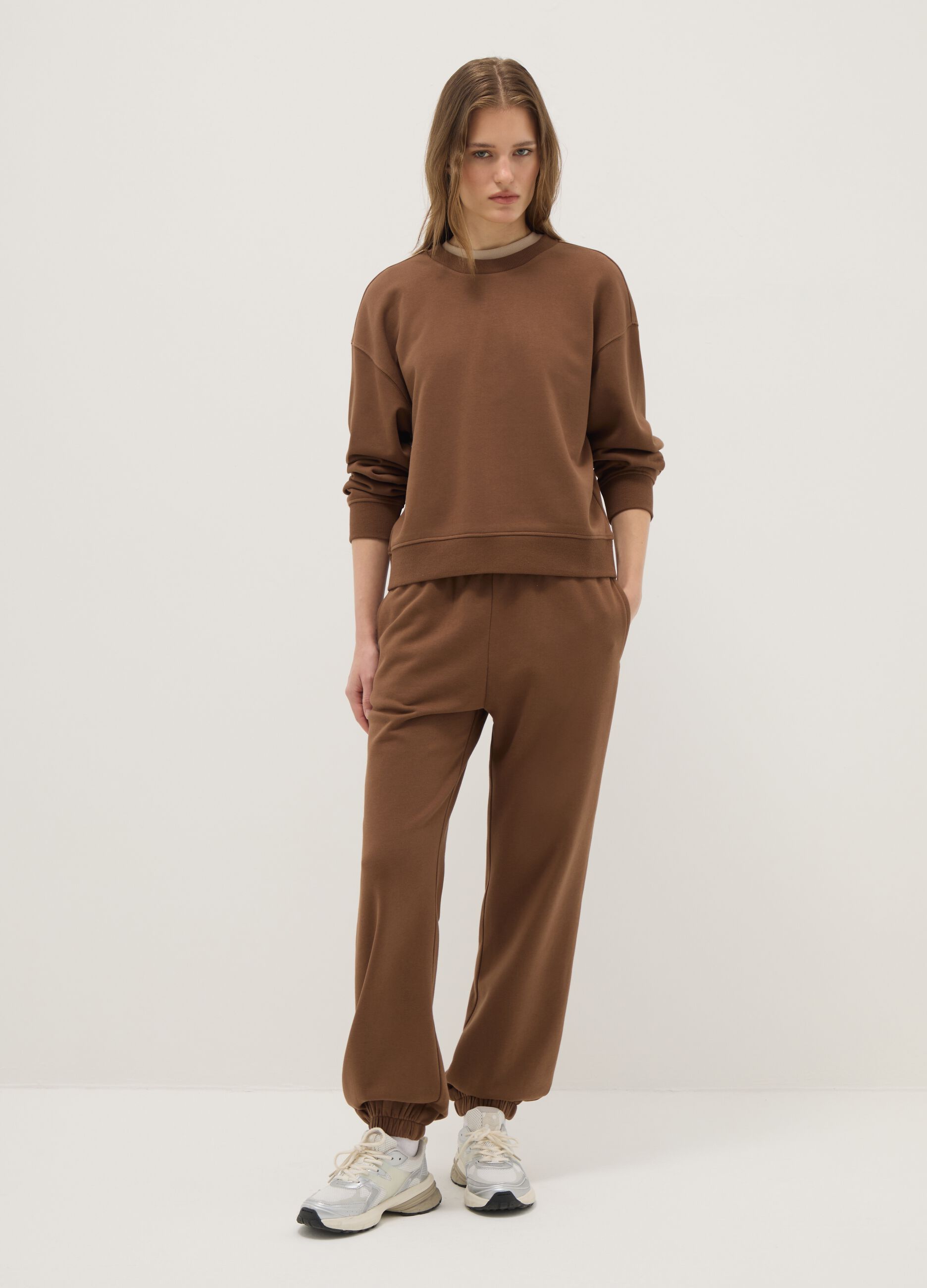 Brown cotton blend regular fit sweatshirt with crew neck