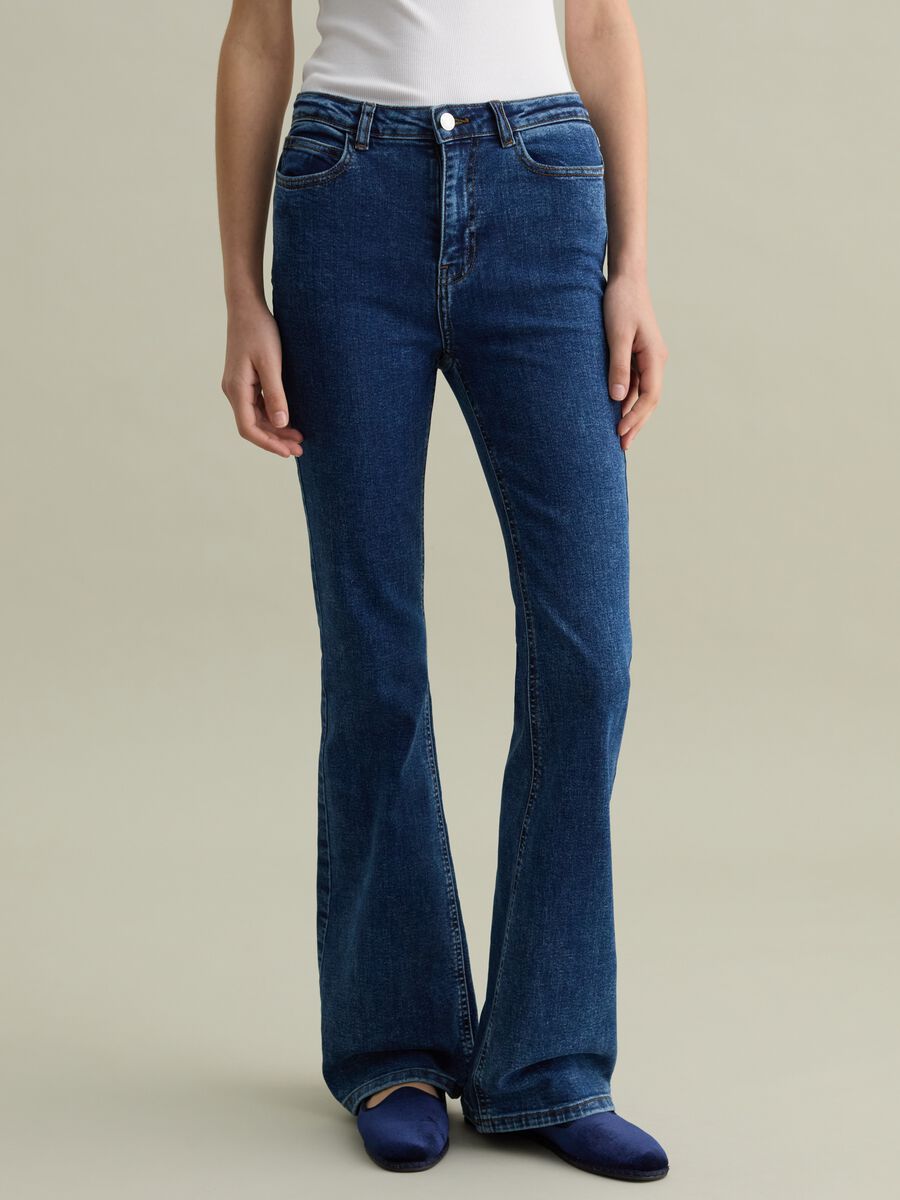 Flare-fit jeans with five pockets_1