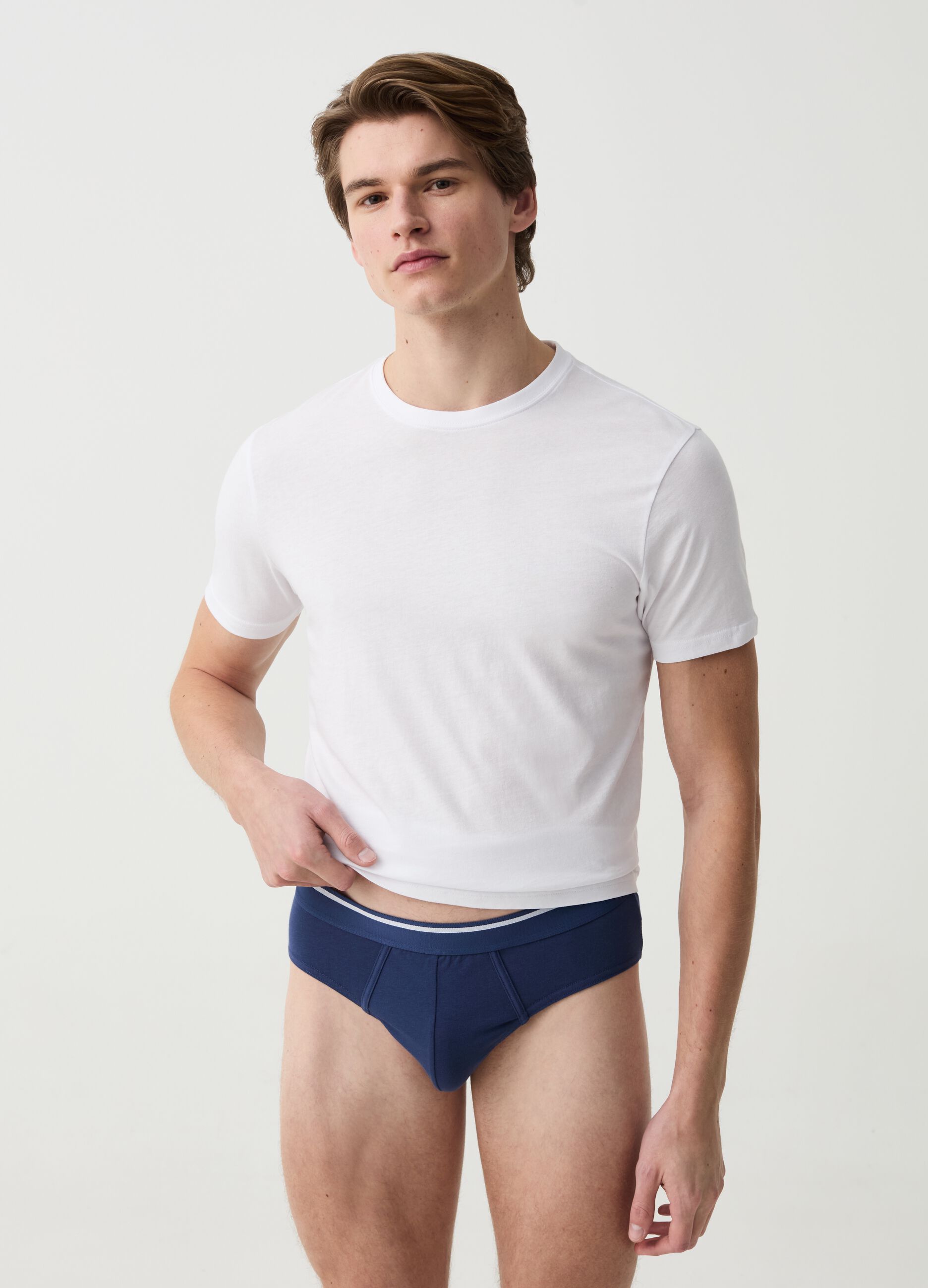 Three-pack briefs with striped trim