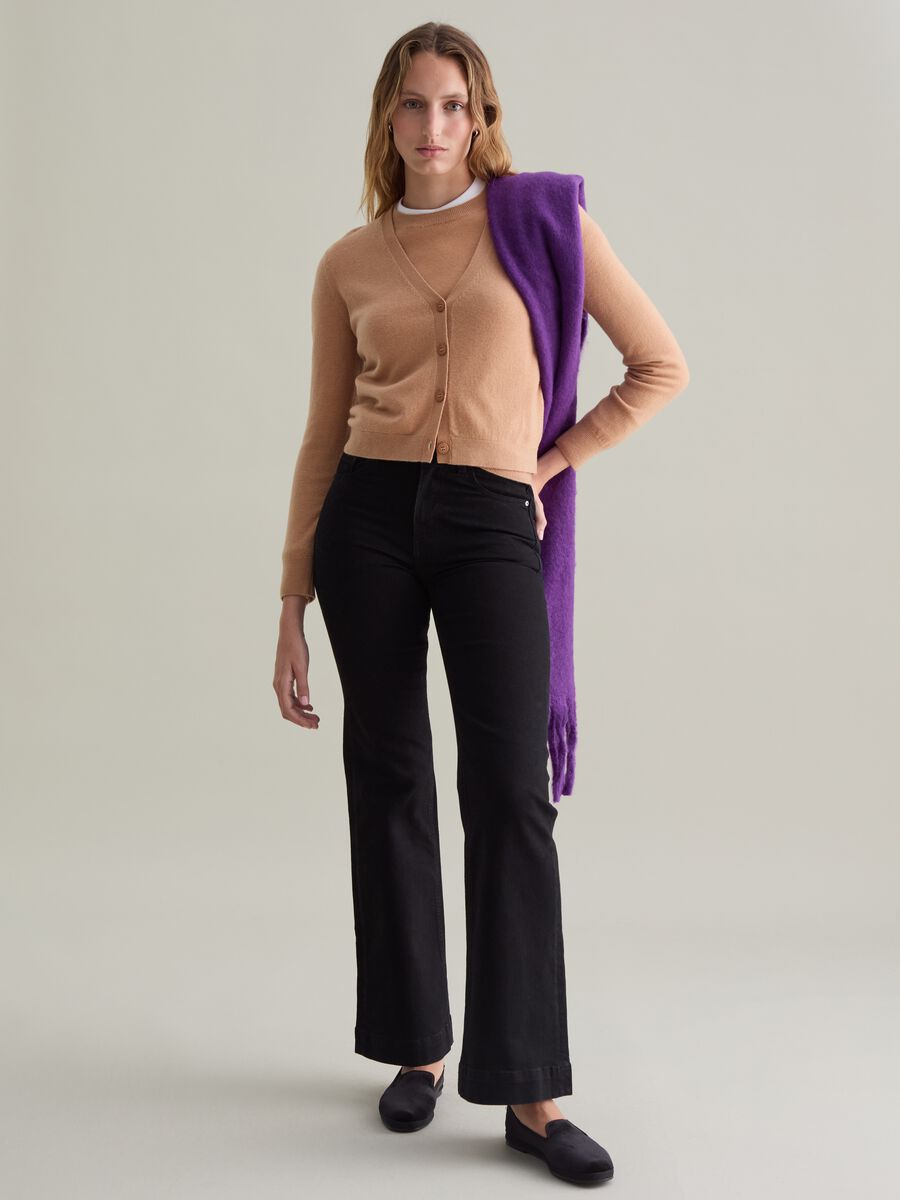 V-neck cardigan in wool_1