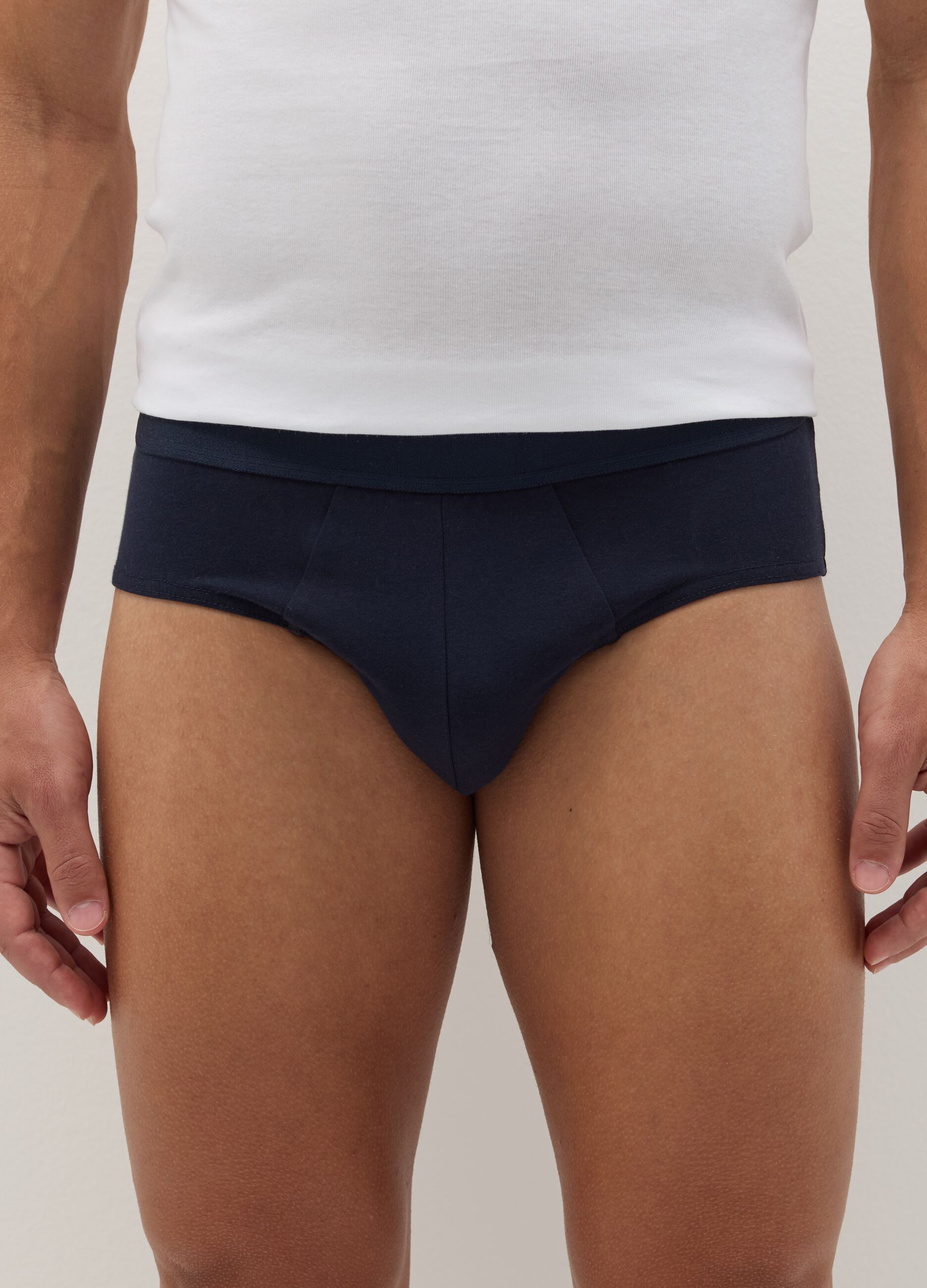 Three-pair pack briefs in stretch cotton