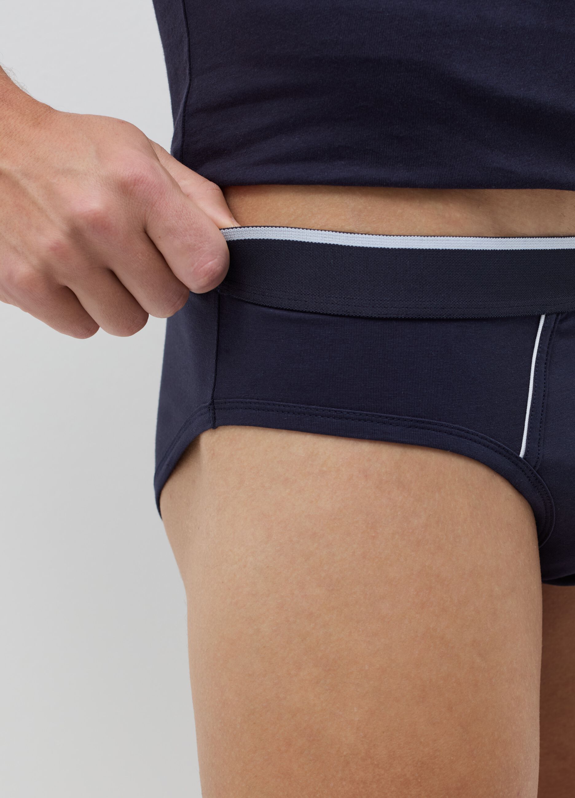 Two-pack briefs in Supima cotton with contrasting piping