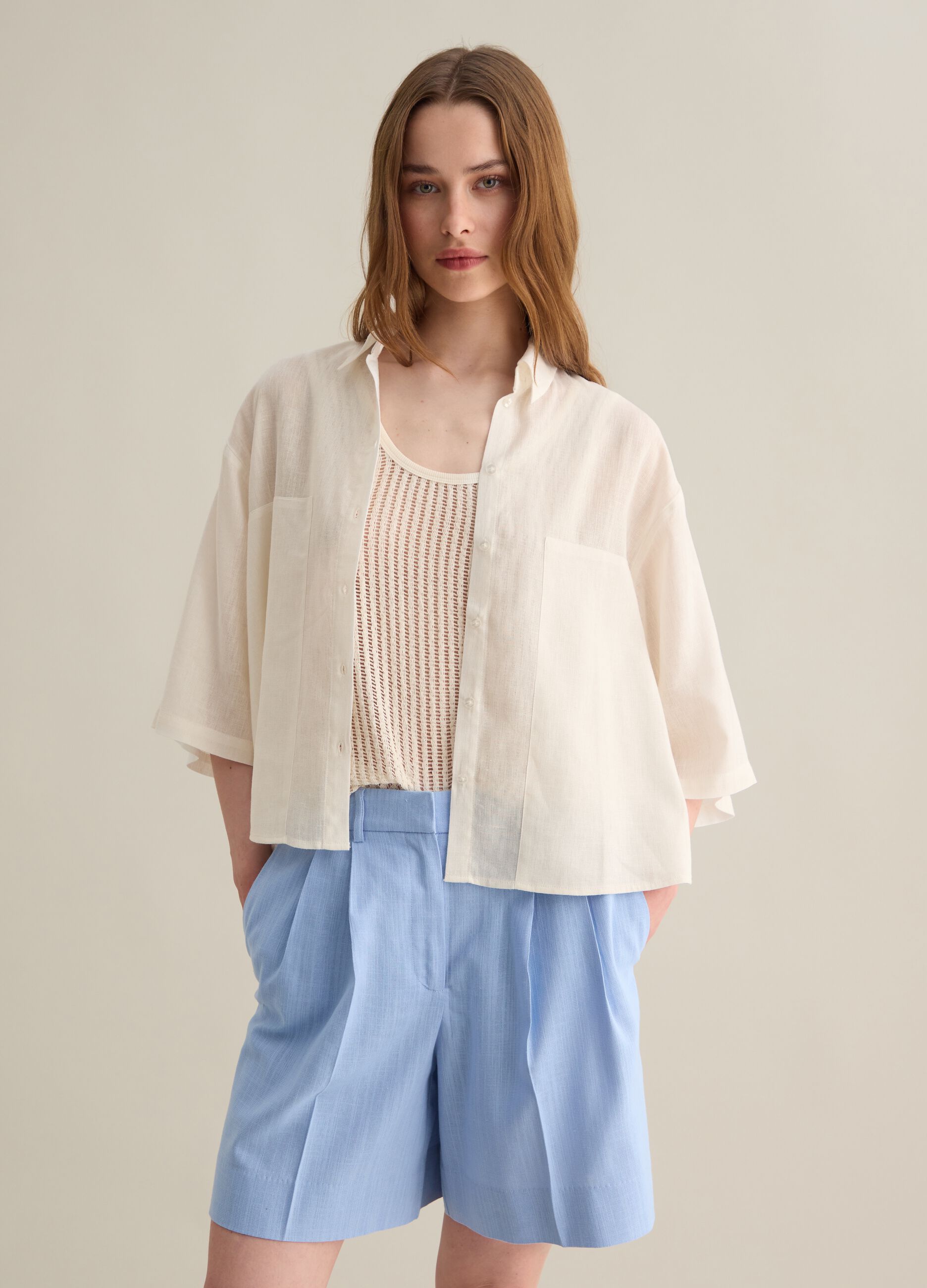 Camicia oversize da donna in misto lino bianca