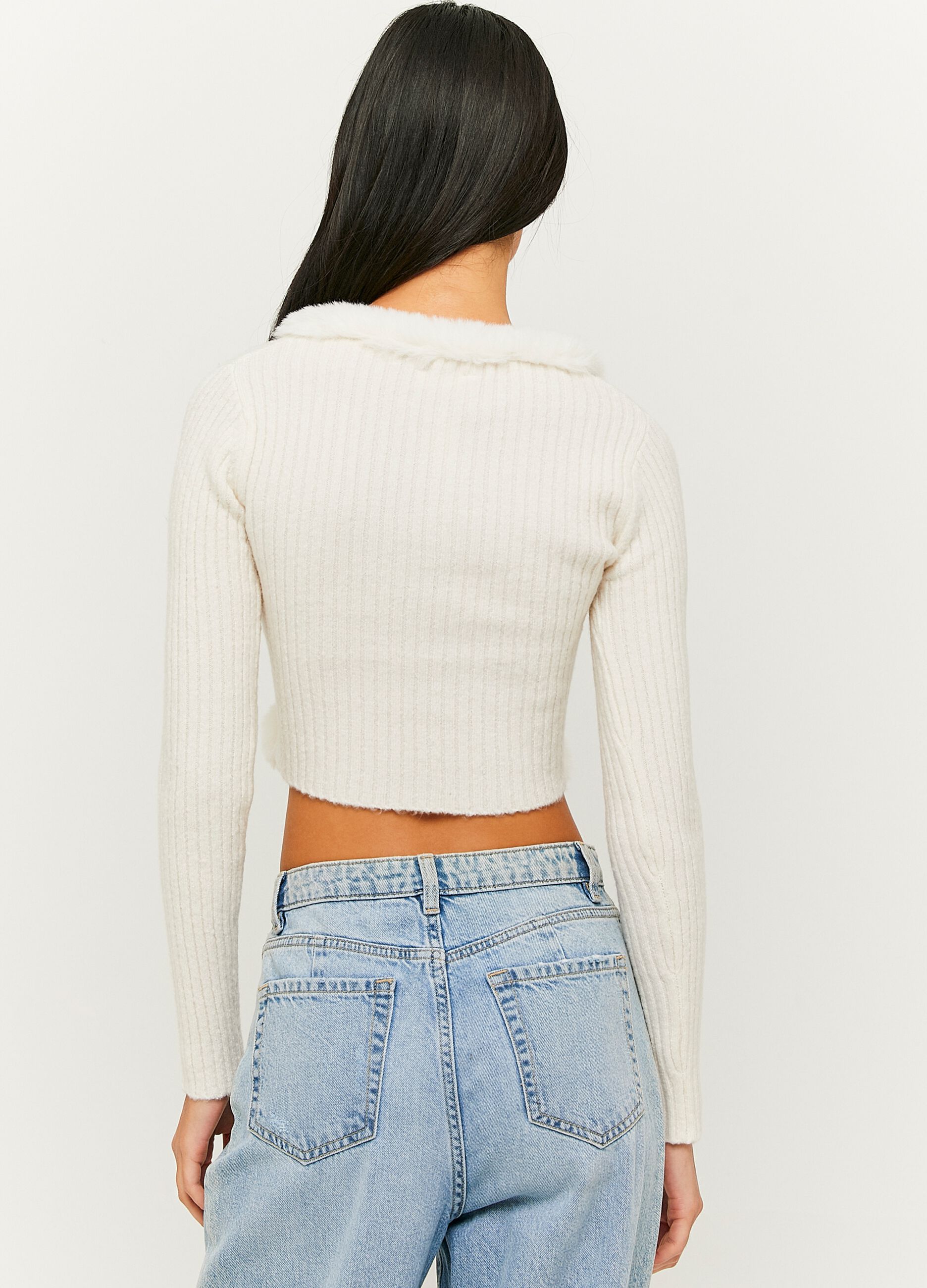 Cardigan cropped con fiocco_2