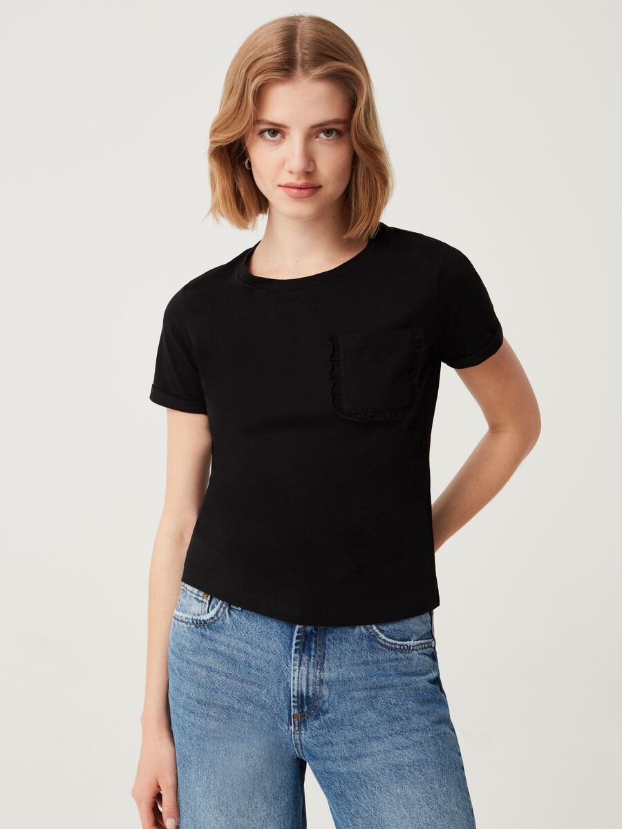 T-shirt with small pocket and frills_0