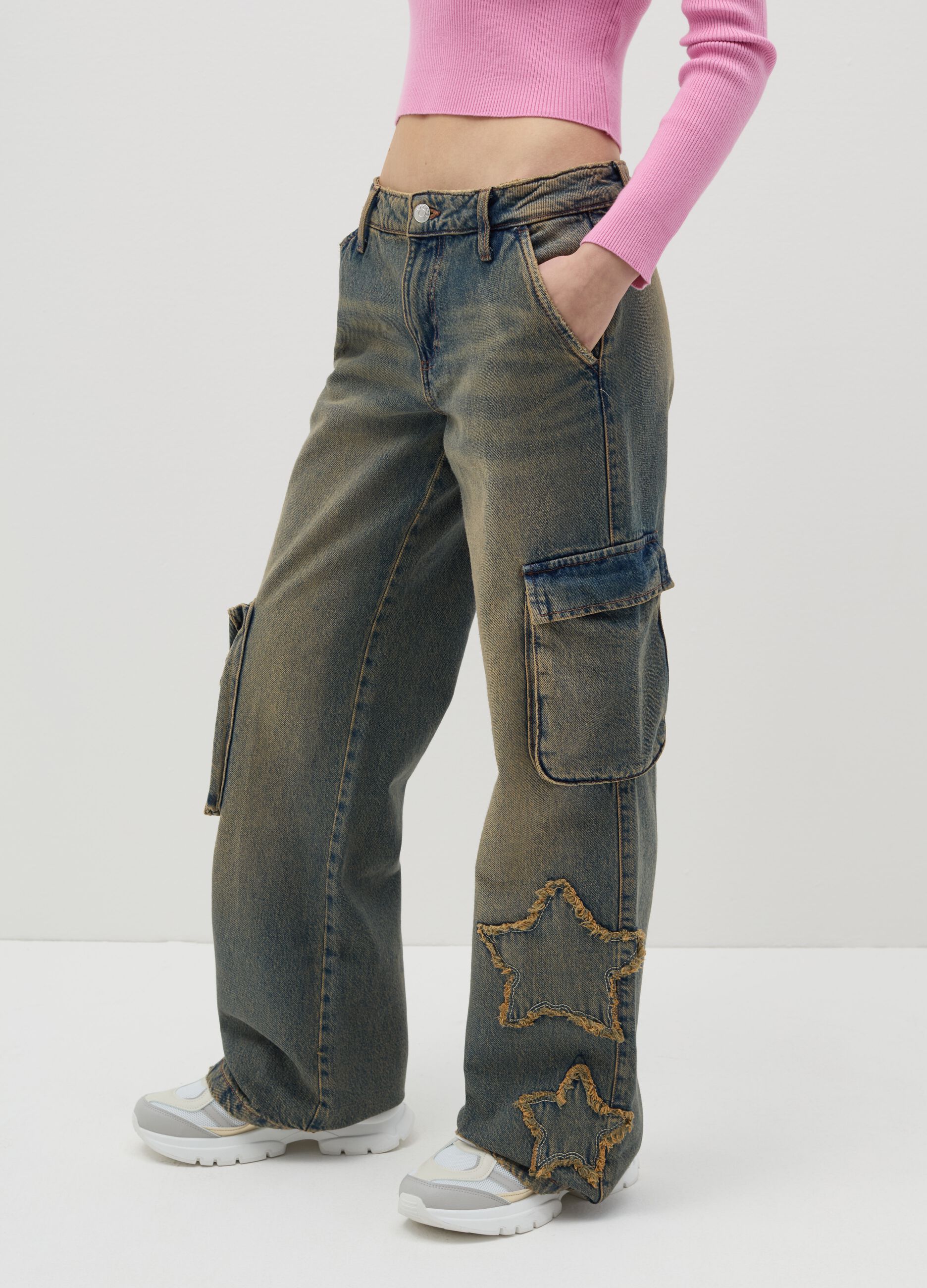 Cargo jeans with stars application