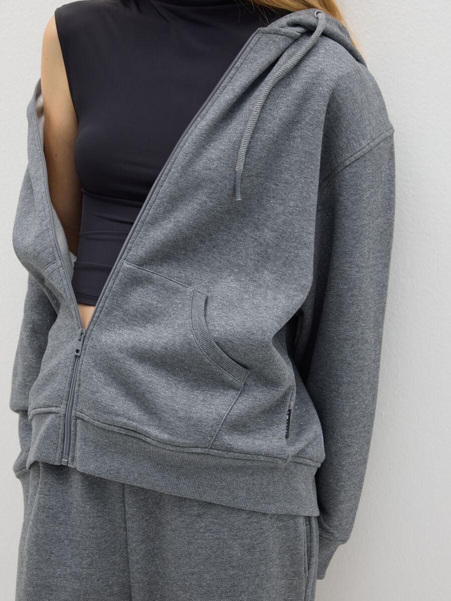 Grey hoodie with zip_3