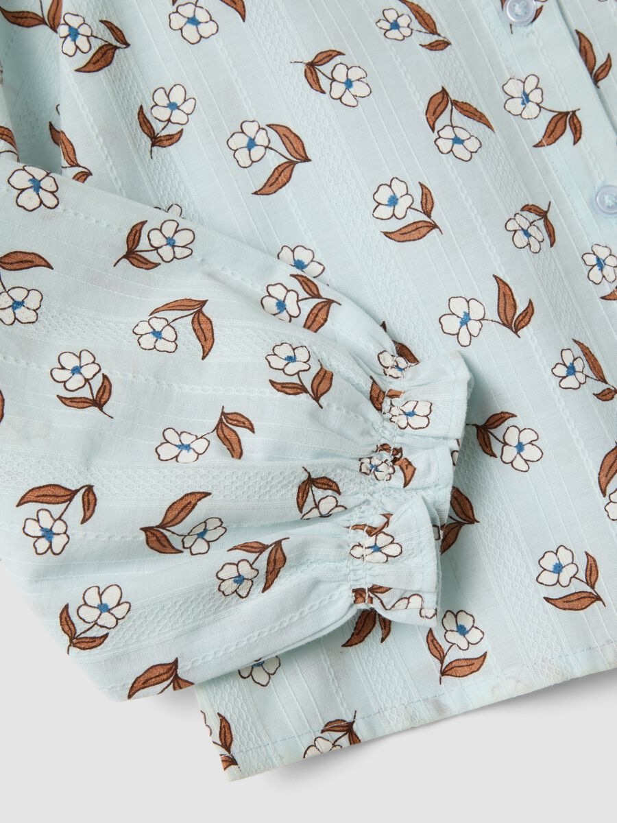 Camicia azzurra in puro cotone con stampa floreale_3