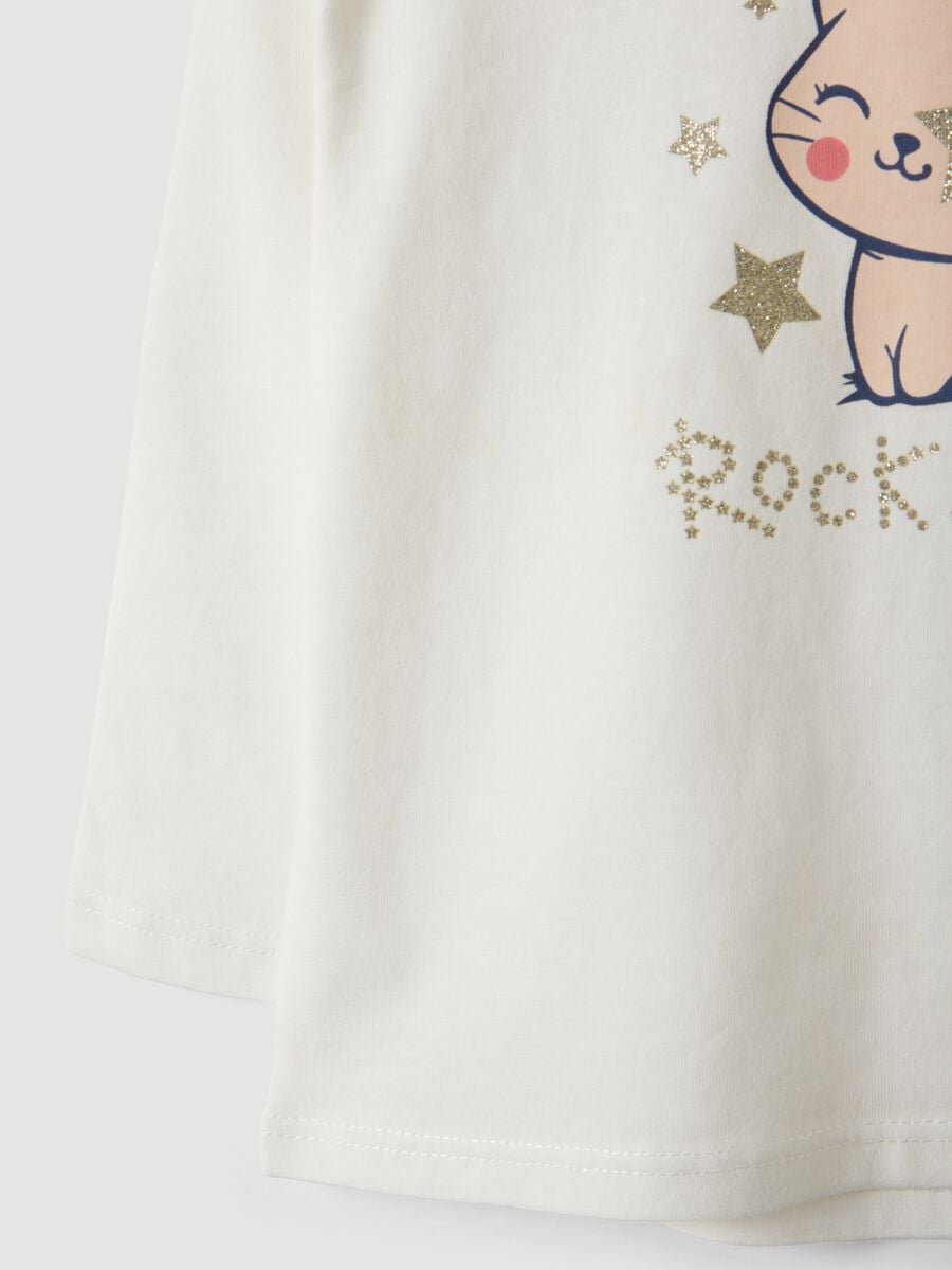 White organic cotton T-shirt with kitten print for baby girl_2