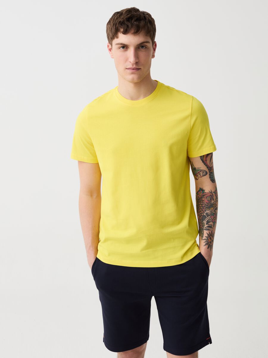 Bermuda joggers with contrasting drawstring_0