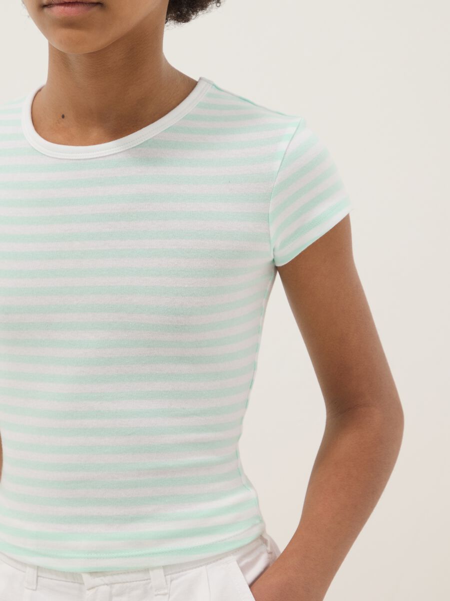 Girls&rsquo; fitted stretch-cotton multicolour striped T-shirt_2