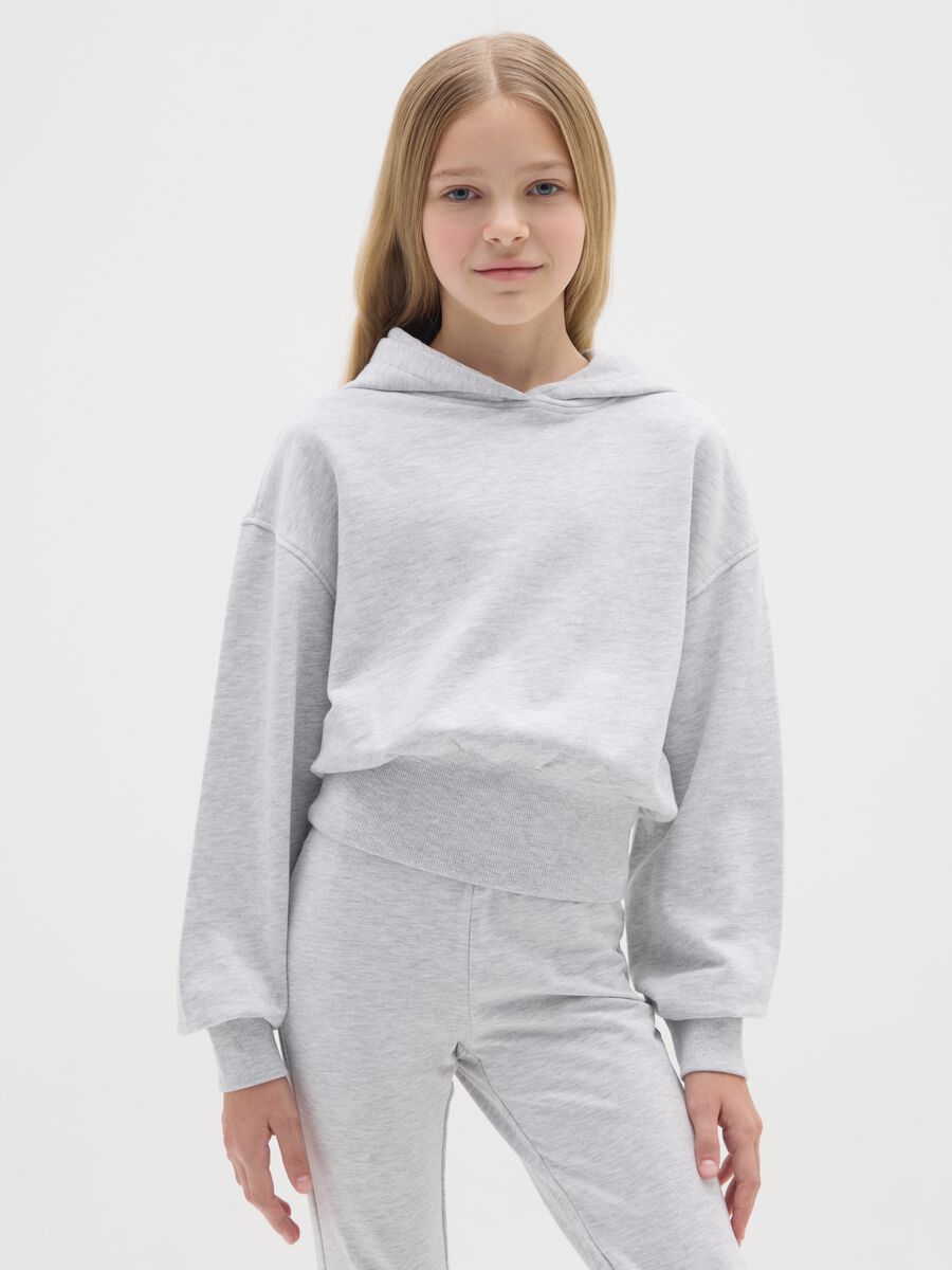 Felpa da ragazza in puro cotone grigia regular fit con cappuccio_0