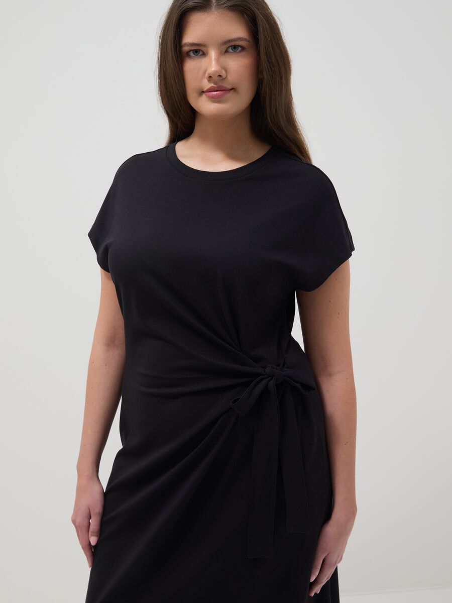 Black midi dress in stretch cotton with side knot_0