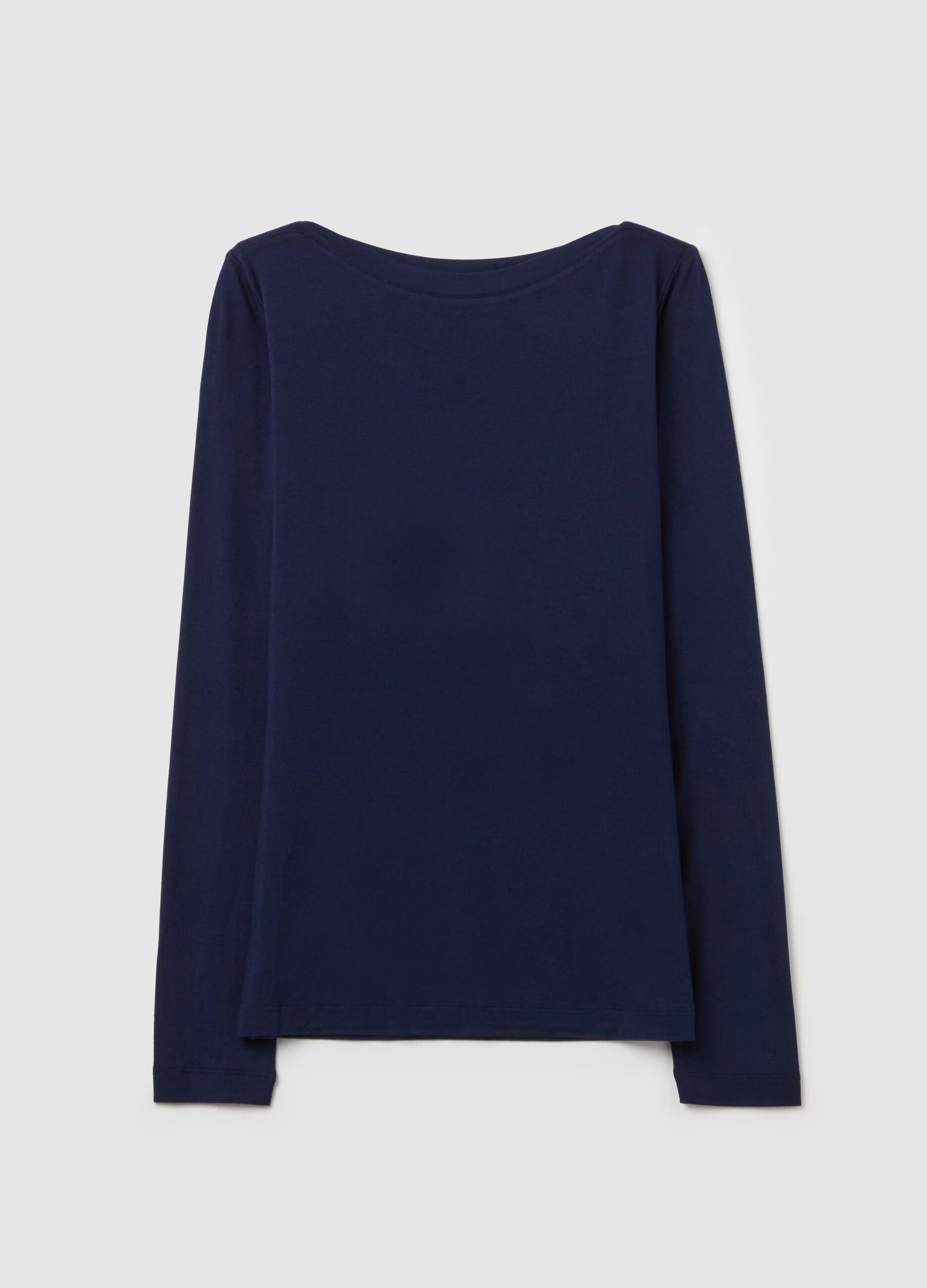 T-shirt with boat neck