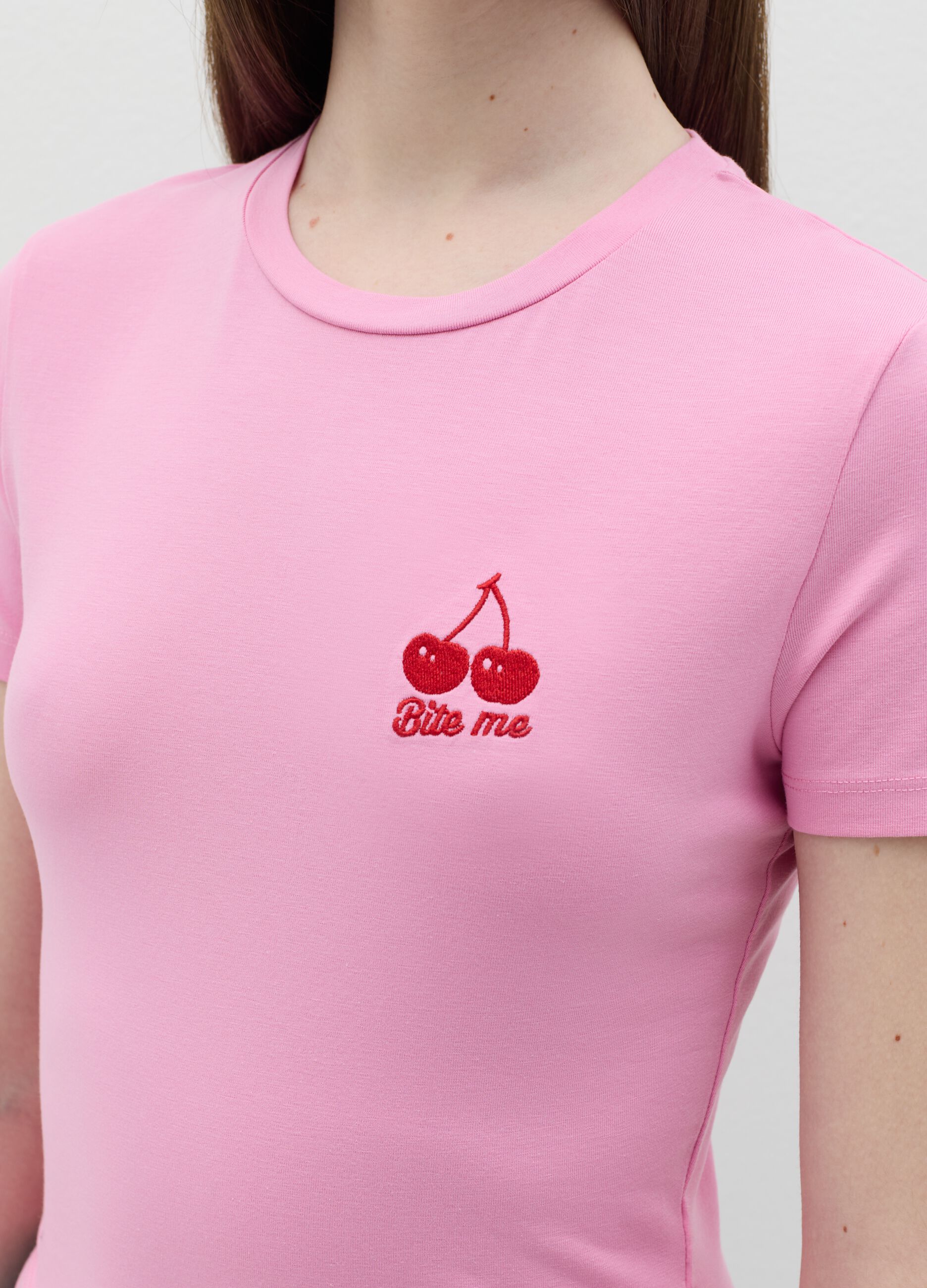 Stretch cotton T-shirt with embroidery