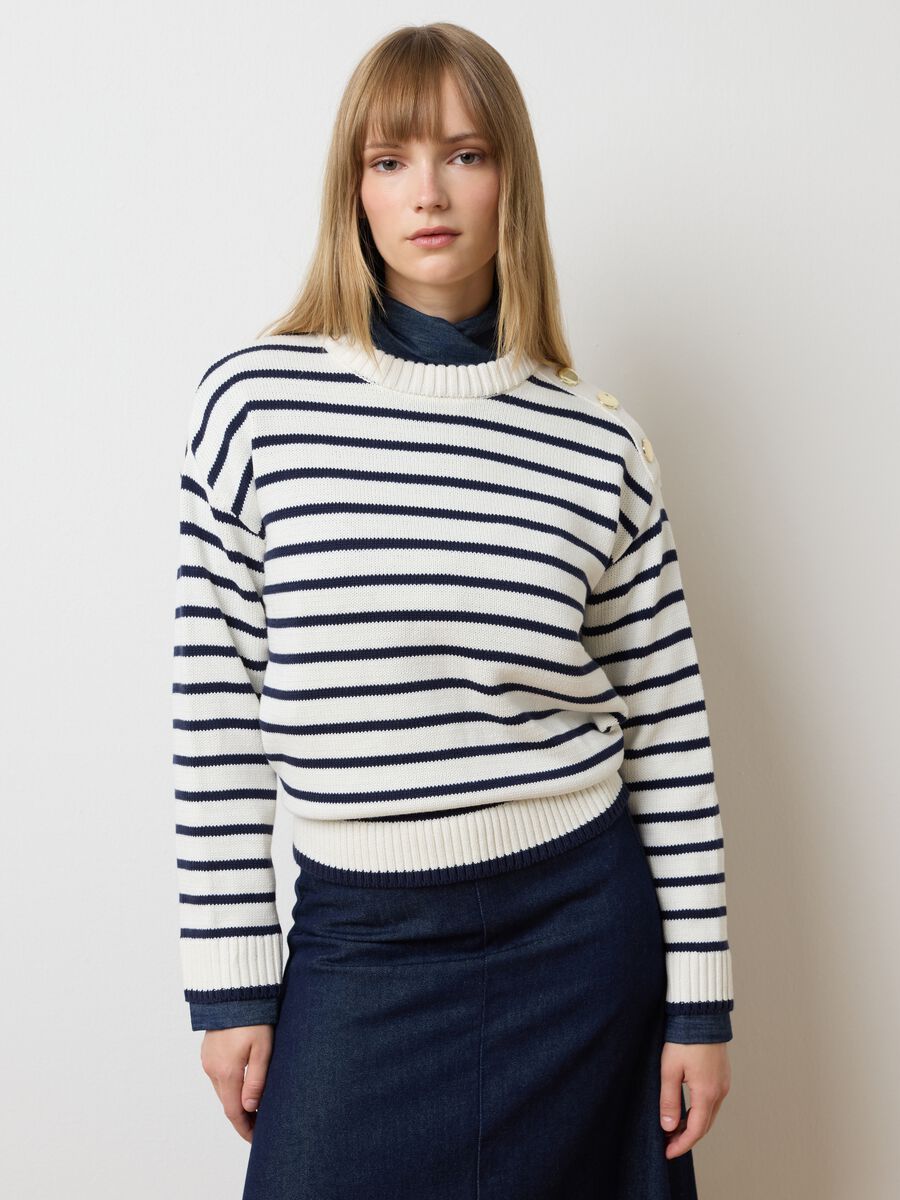 Maglione in misto cotone a righe oversize_0