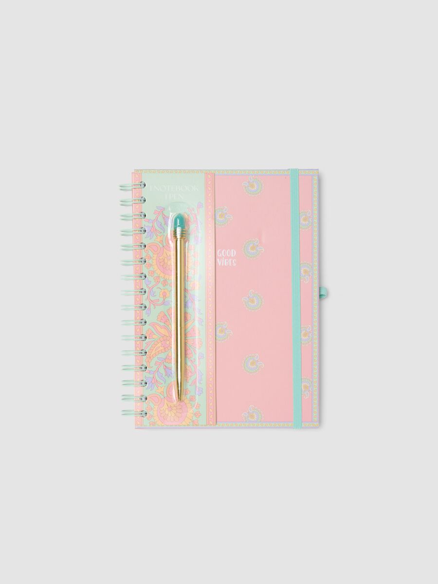 Set rosa con notebook a spirale e penna_0