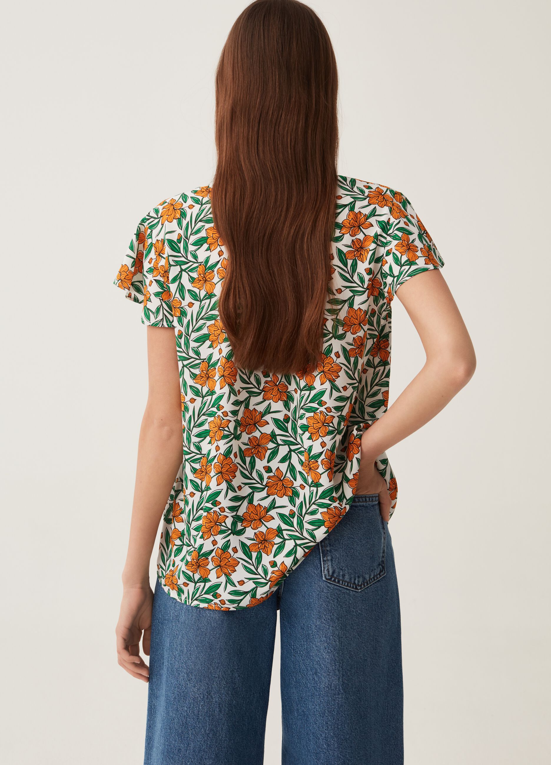 Blusa con maniche a farfalla_2