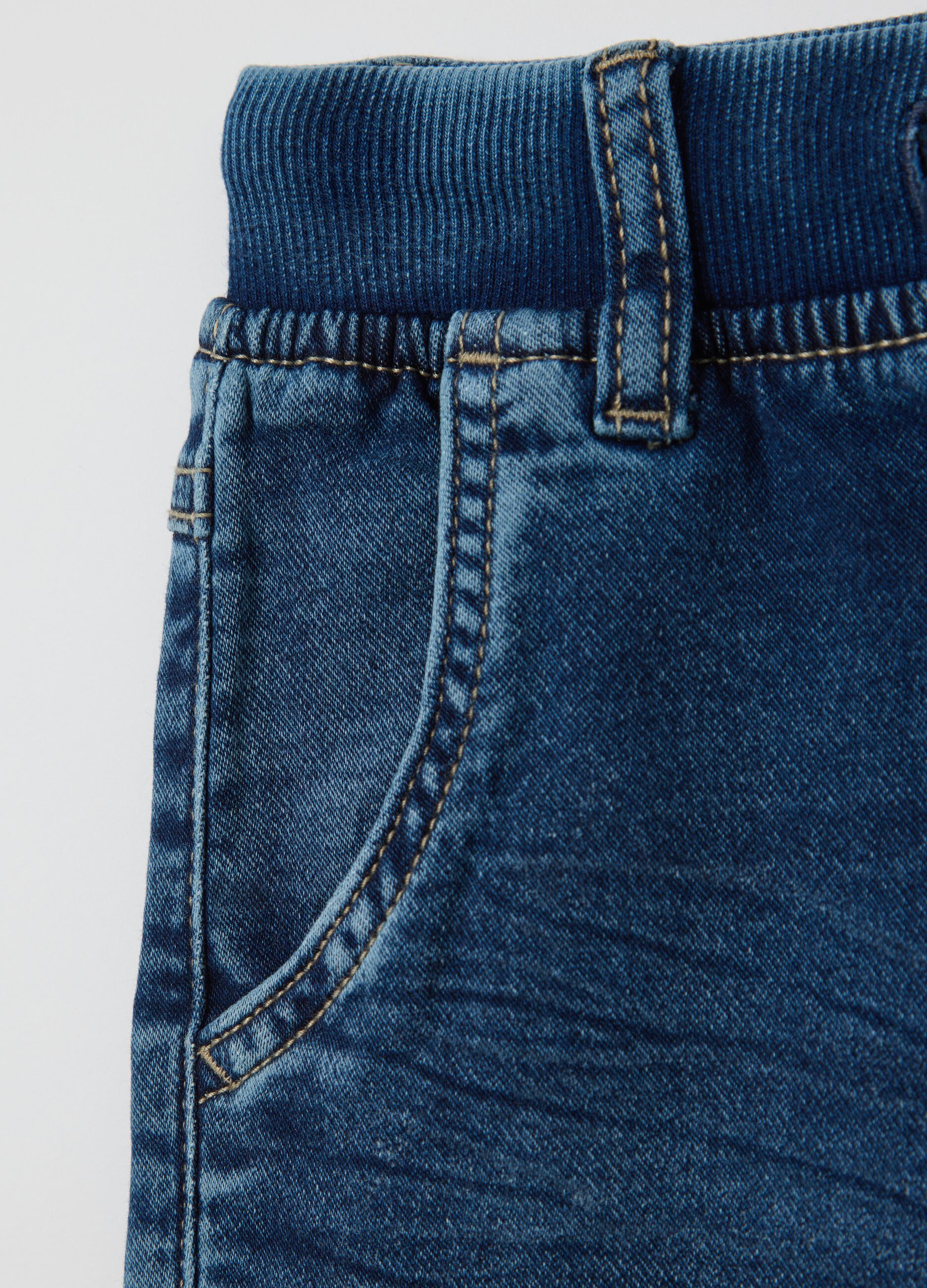Denim Bermuda shorts with pockets and drawstring