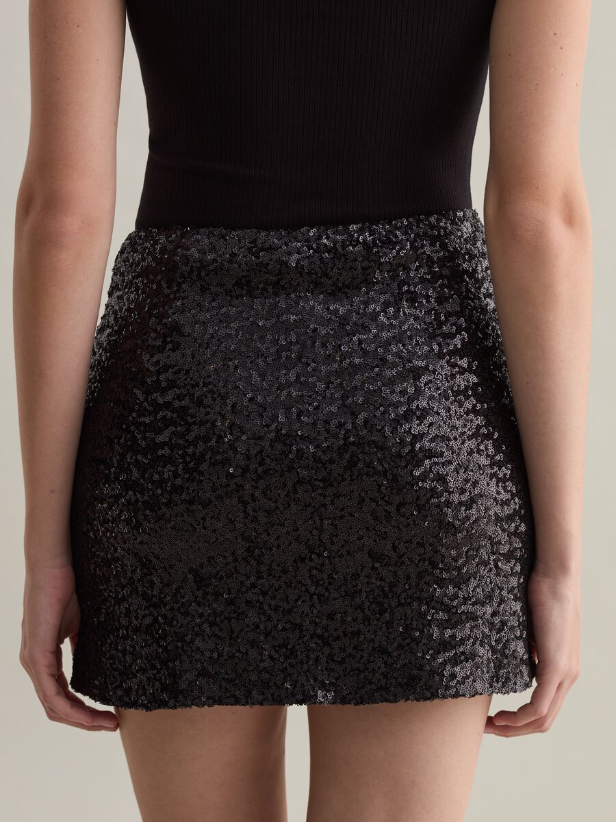 Wraparound miniskirt with sequins_3