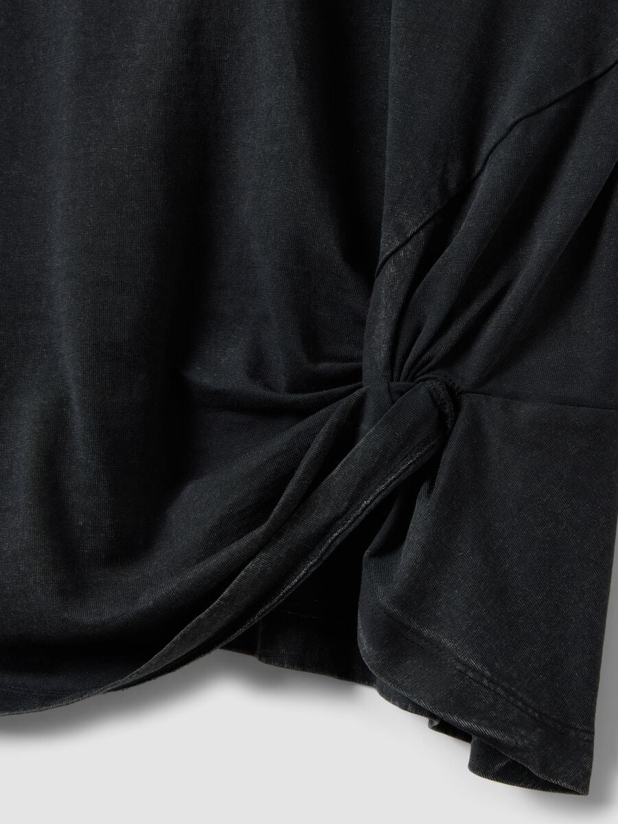 Black pure cotton regular fit T-shirt with knot detail_5