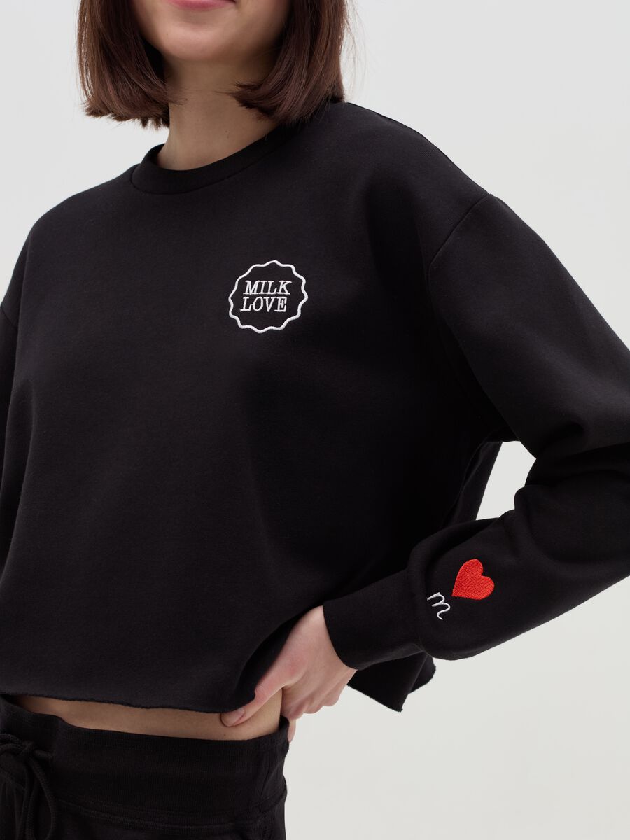 Cropped-fit sweatshirt with round neck_3