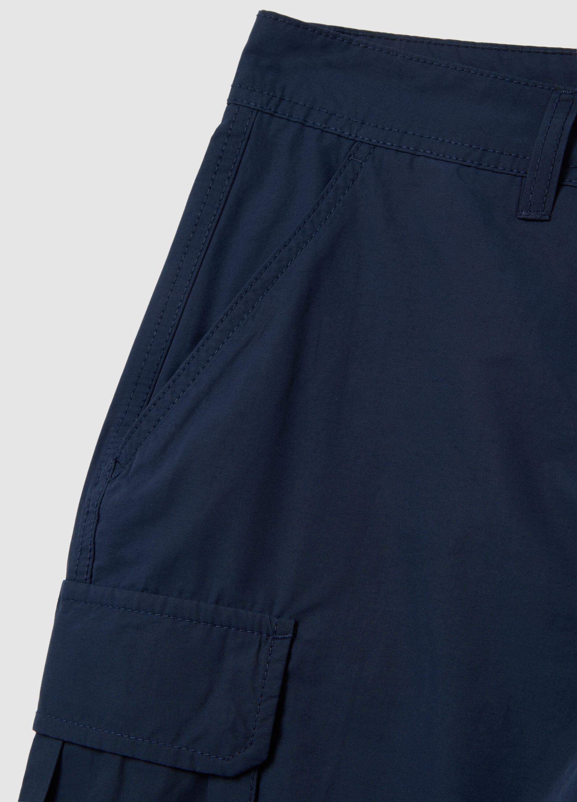 Bermuda da uomo in misto cotone blu regular fit