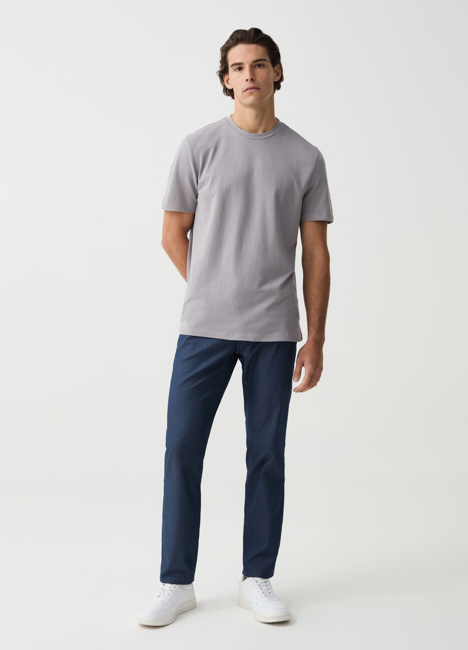 T-shirt girocollo in cotone stretch