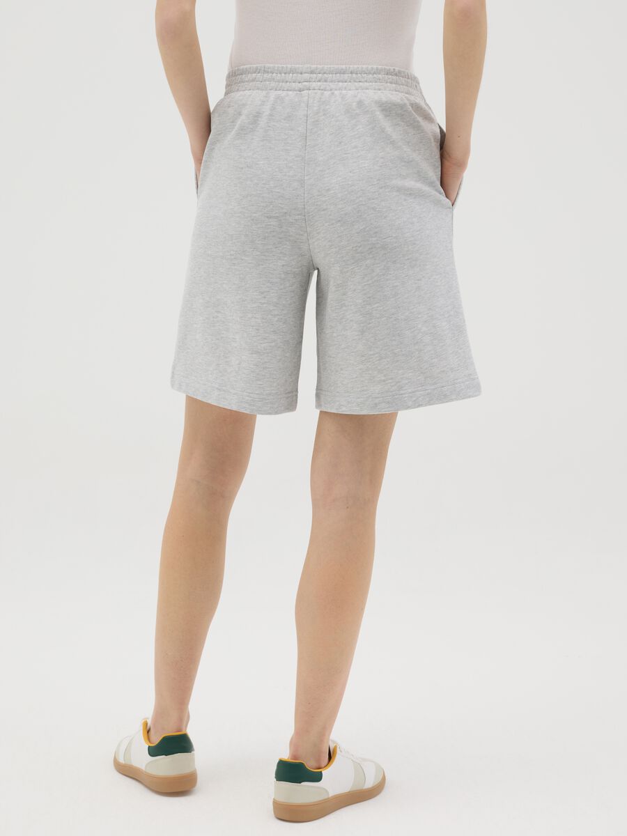 Grey Bermuda shorts in French terry with elasticated waist_2