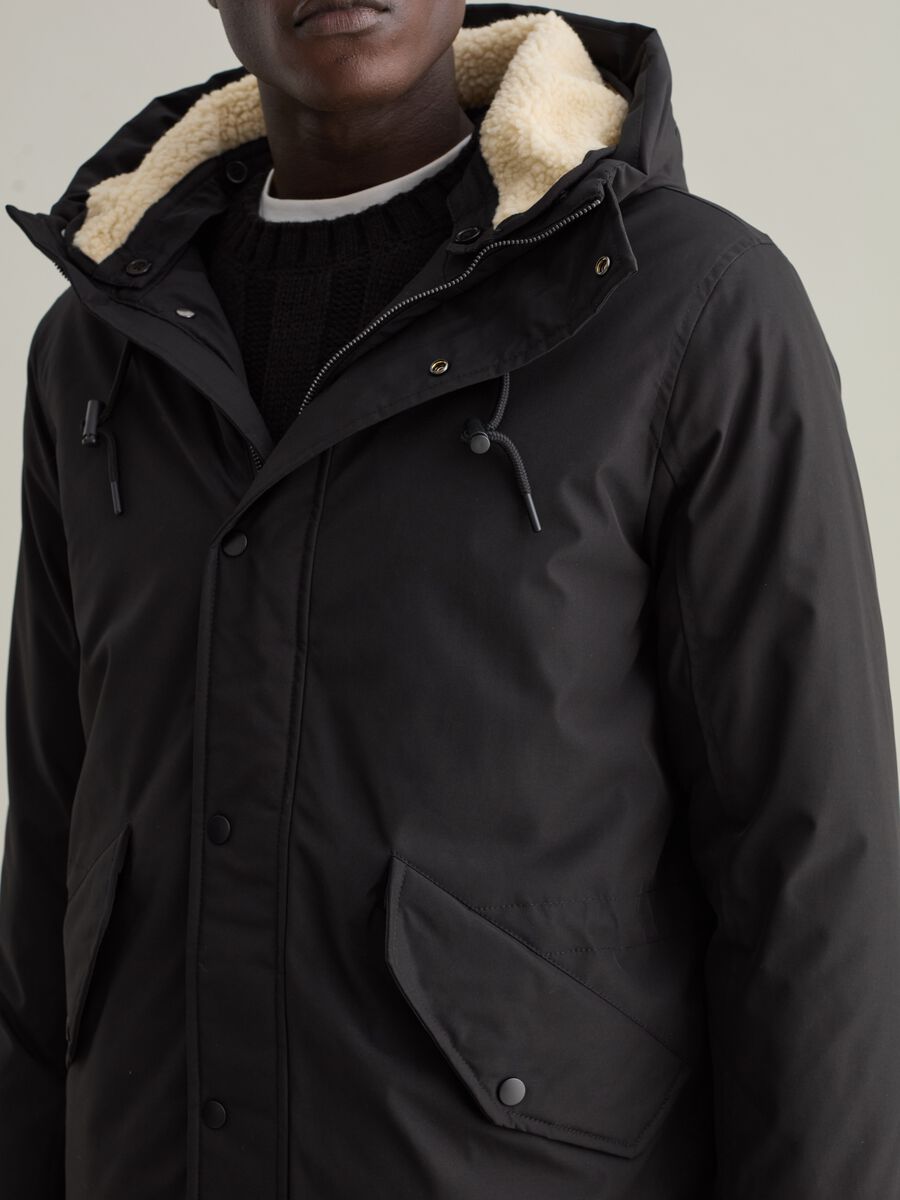 Parka con cappuccio e interno in sherpa_2