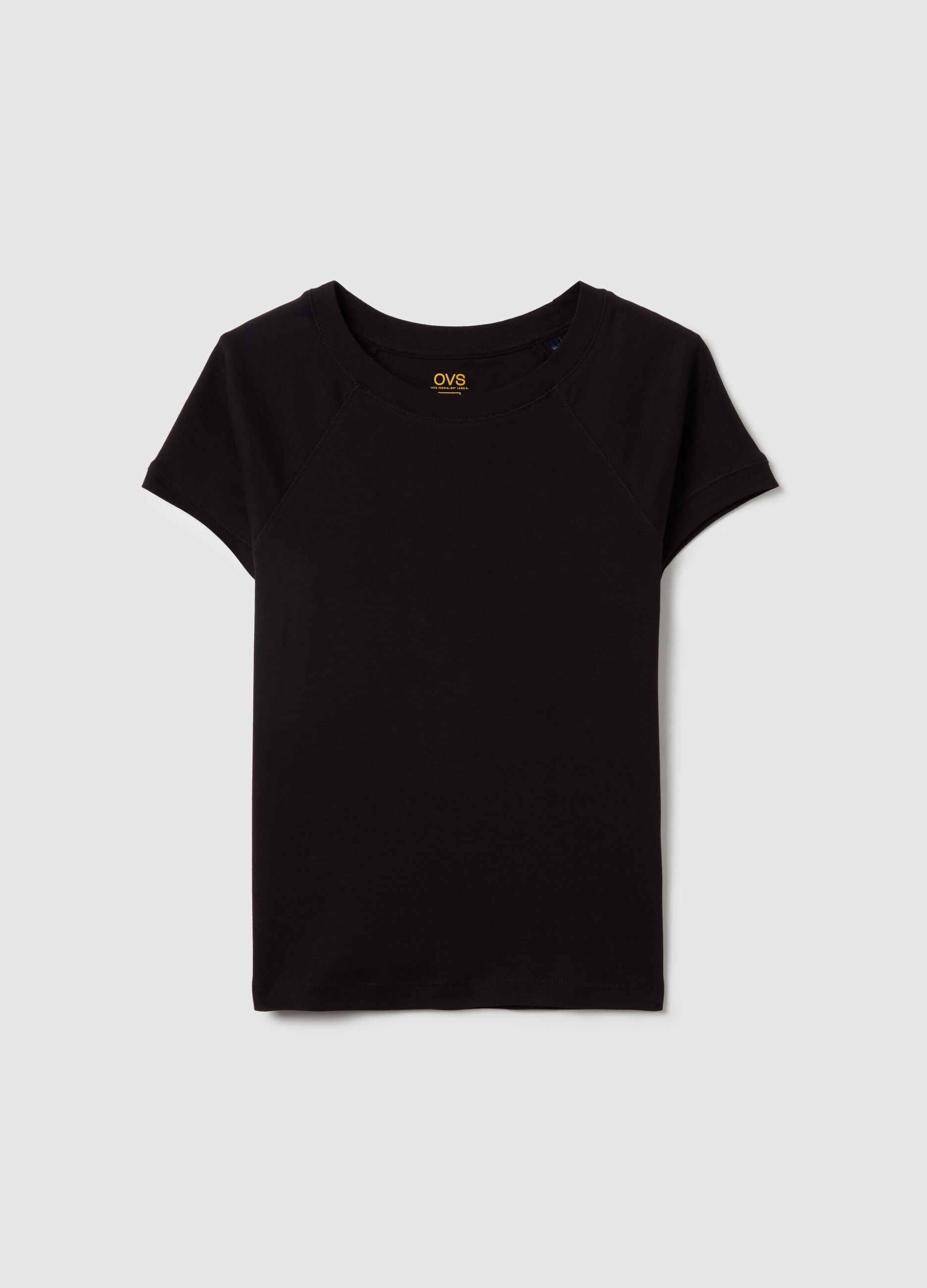 T-shirt con maniche raglan