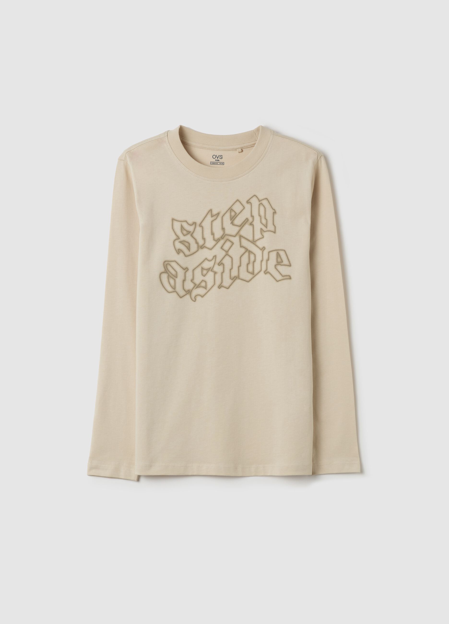 T-shirt with long sleeves and "Step Aside" print