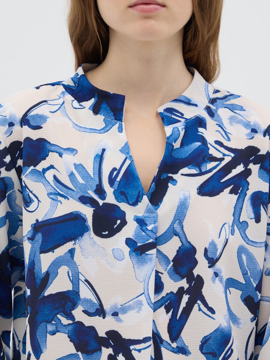 Women's regular fit multicolour blouse with pattern_3