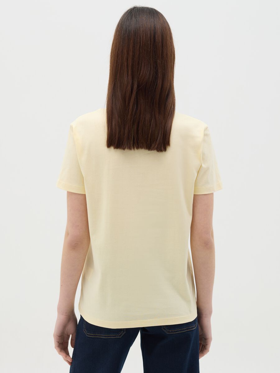 Yellow "Di mattina parlatemi il pomeriggio" T-shirt in cotton_3