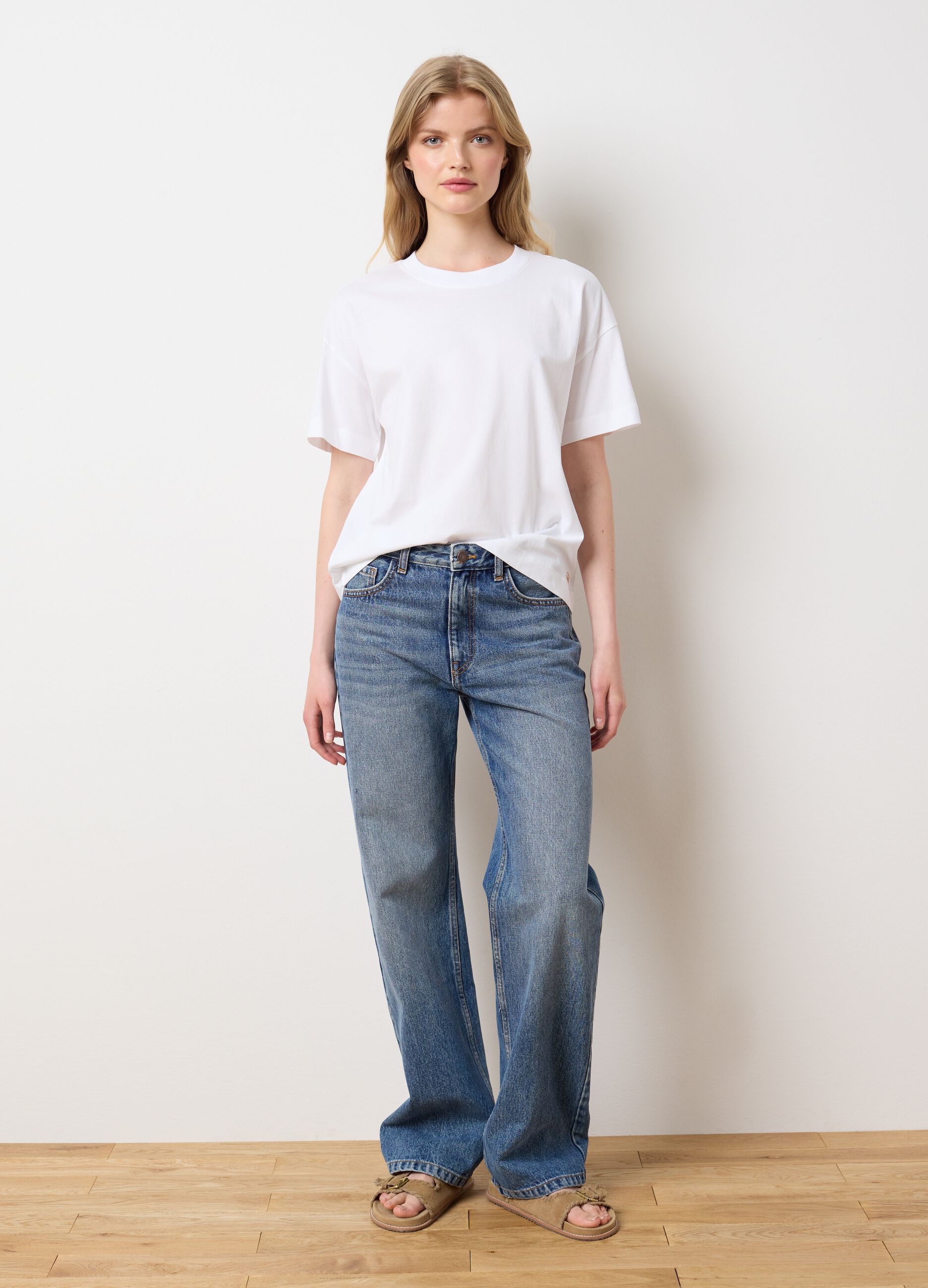 Pure Cotton White T-shirt by Les Copains