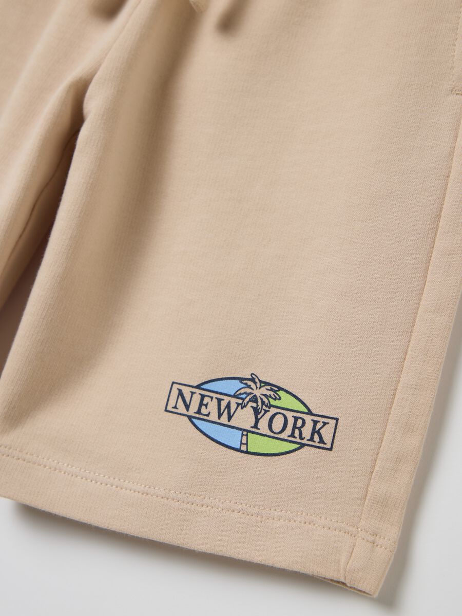 Beige cotton shorts for children_2