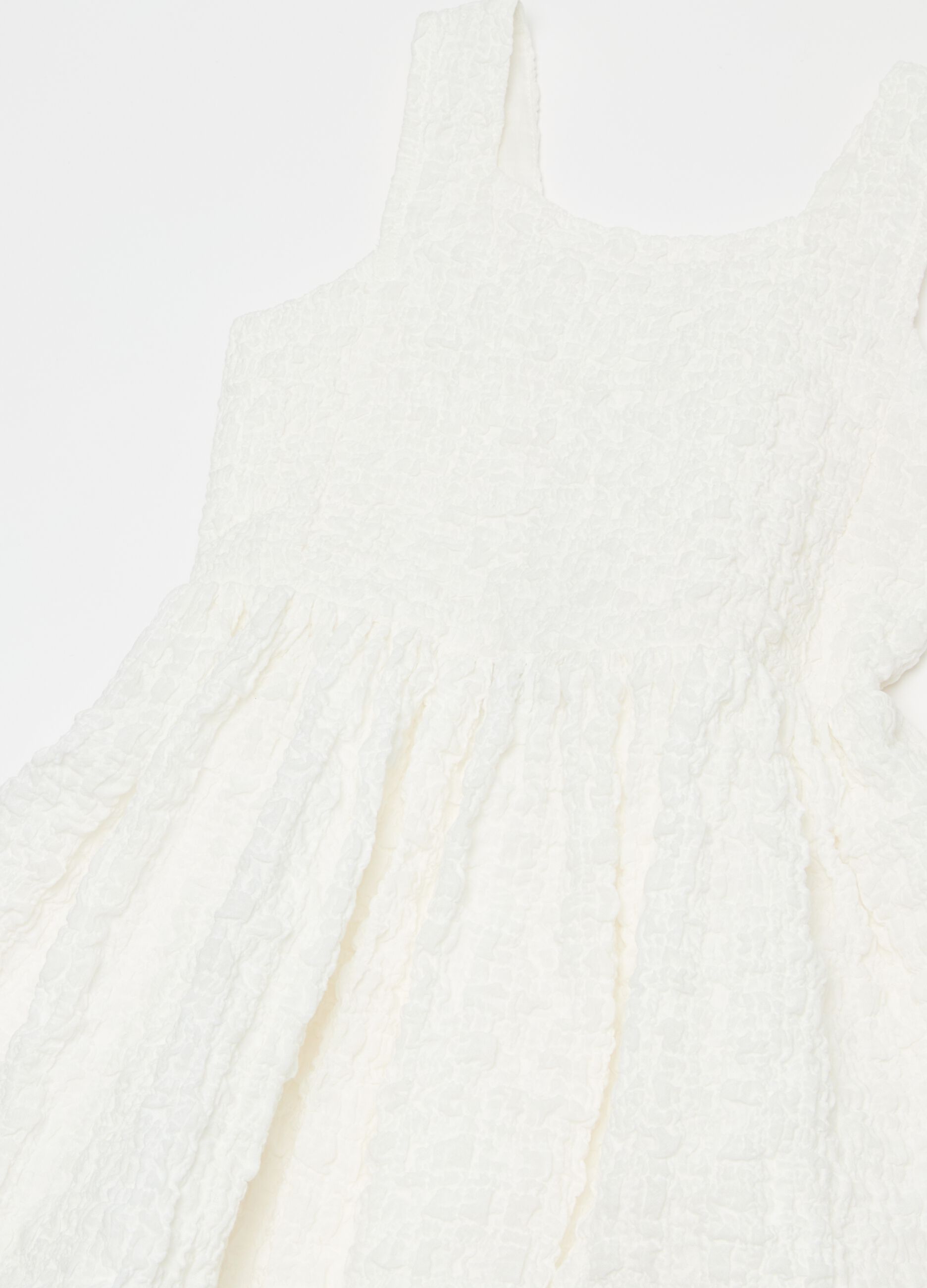 Crinkle dress with flounce