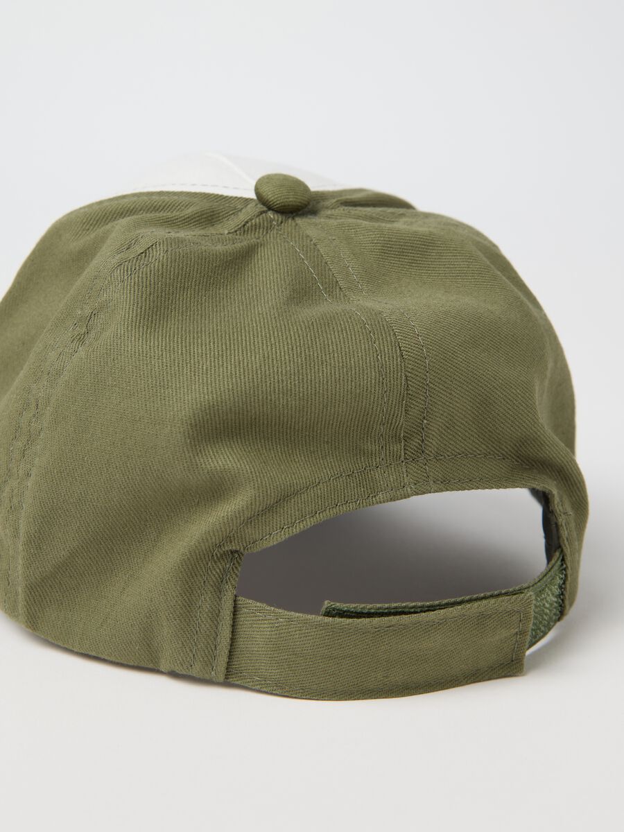 Multicoloured hat with Snoopy patch in cotton_1