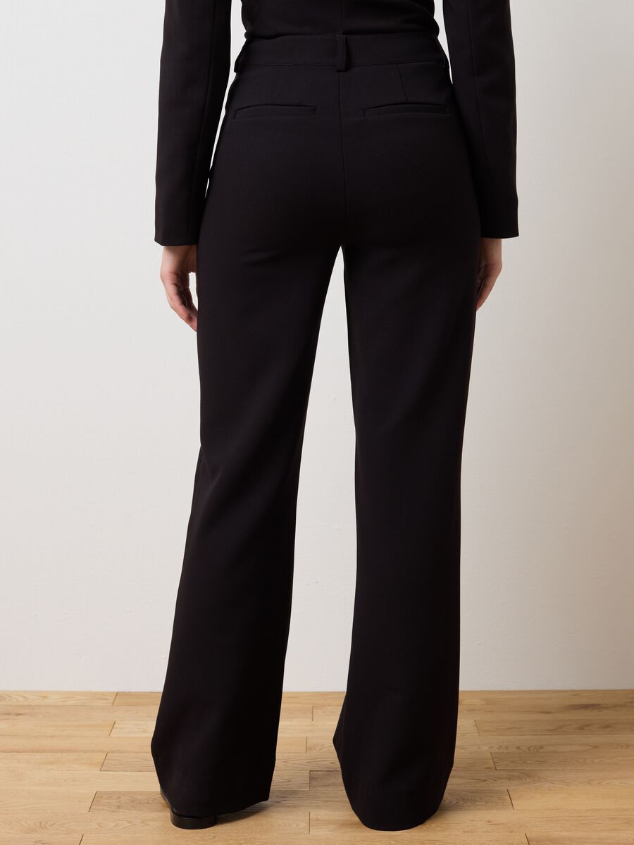 Pantaloni neri a gamba larga_2