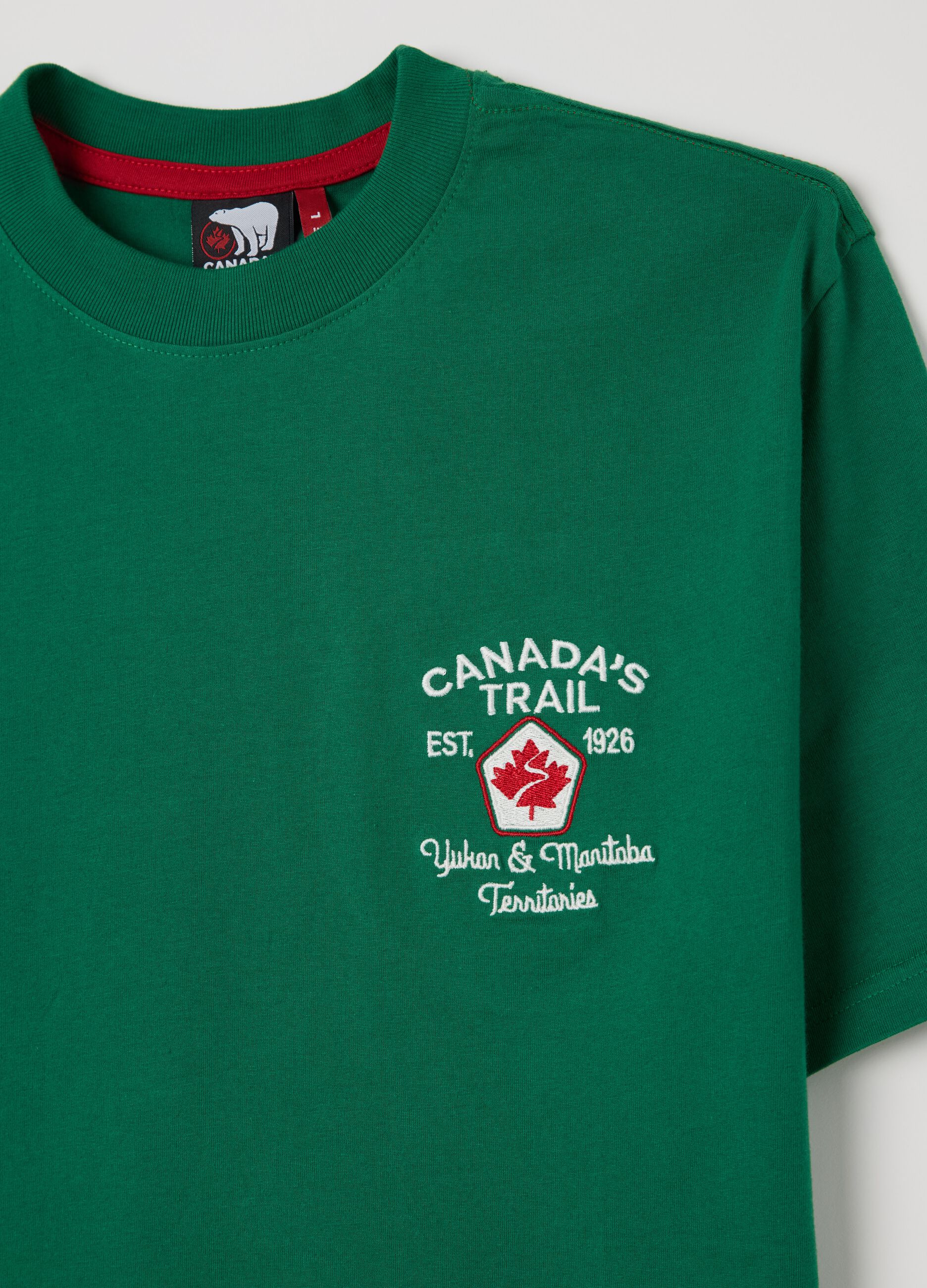 Canada's Trail green T-shirt with embroidery
