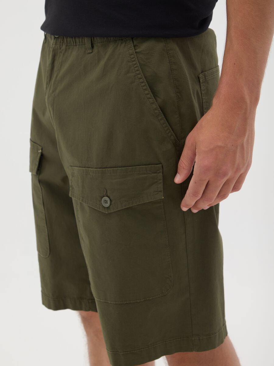 Men's Green Cotton Bermuda Shorts, Regular Fit_3