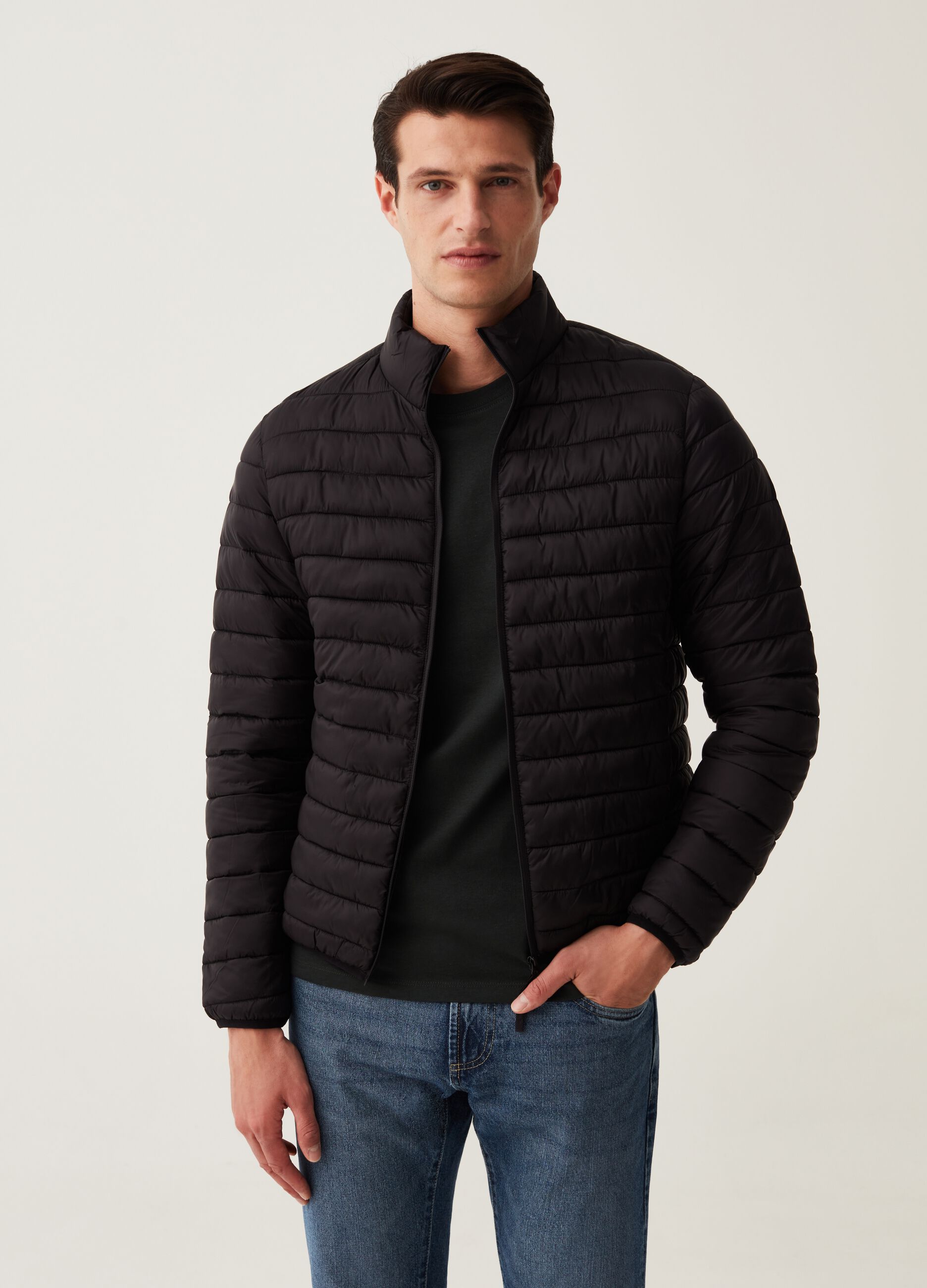 Piumino ultralight a collo alto_0