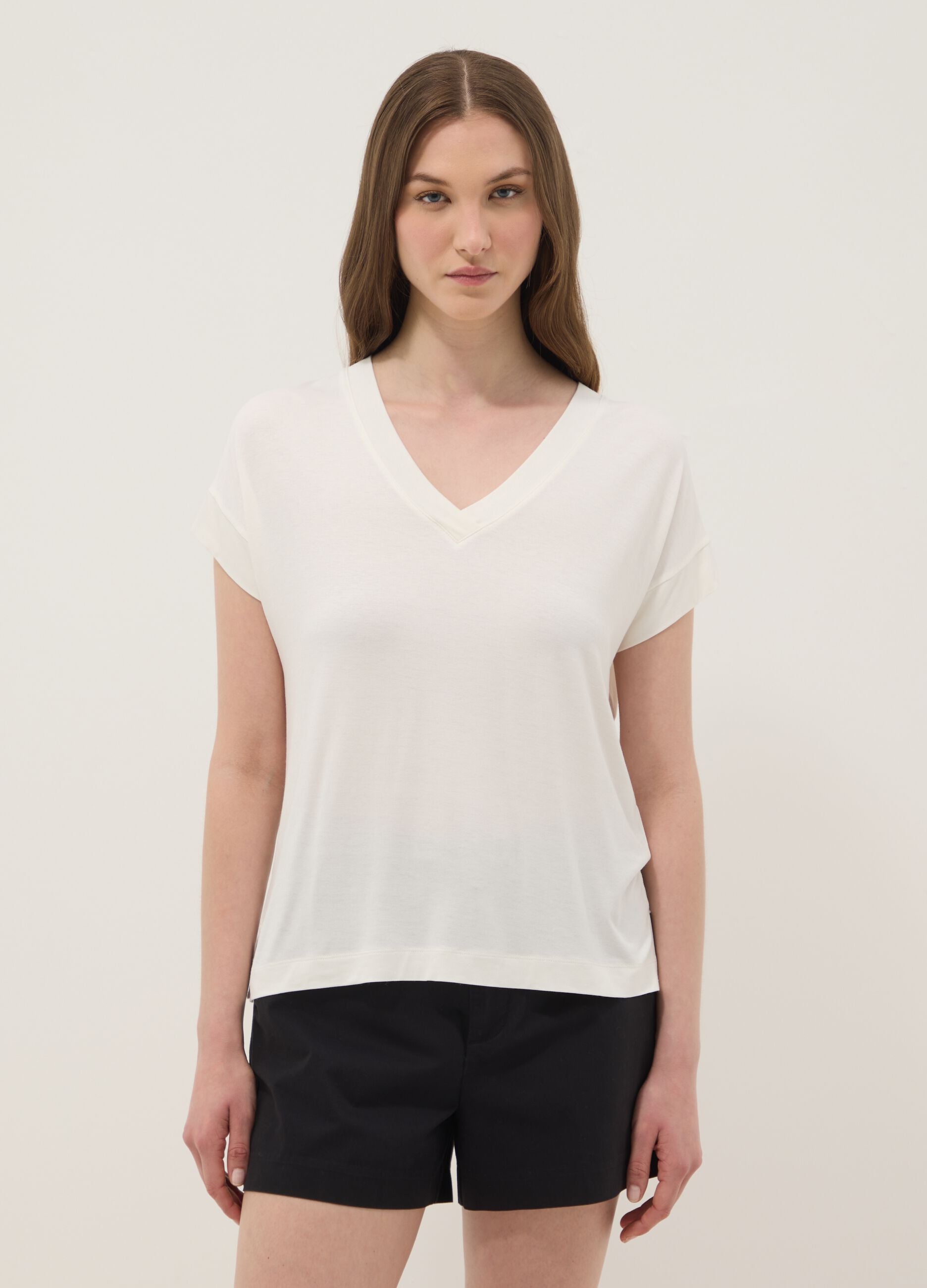White stretch viscose T-shirt, regular fit