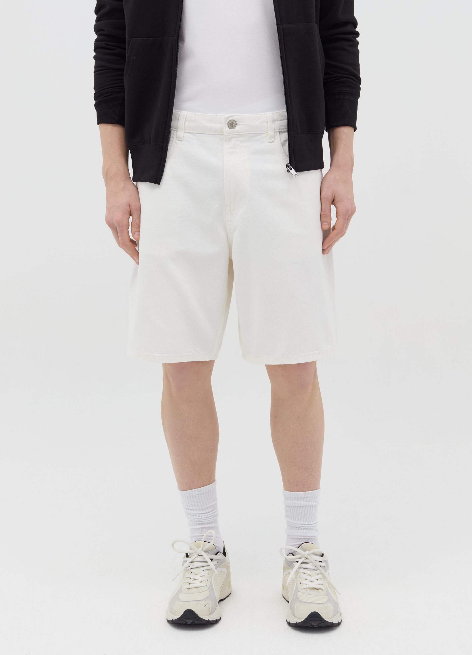Baggy-fit Bermuda shorts in denim with five pockets