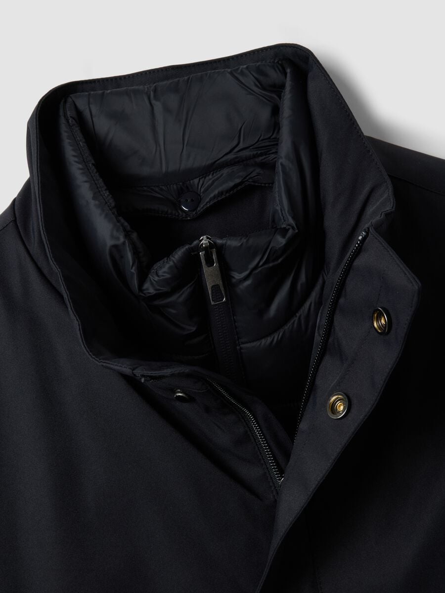 Cappotto blu imbottito regular fit con collo alto_1