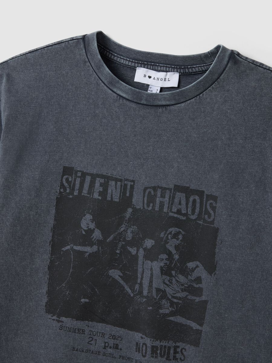 T-shirt in puro cotone grigia relaxed fit con stampa_5