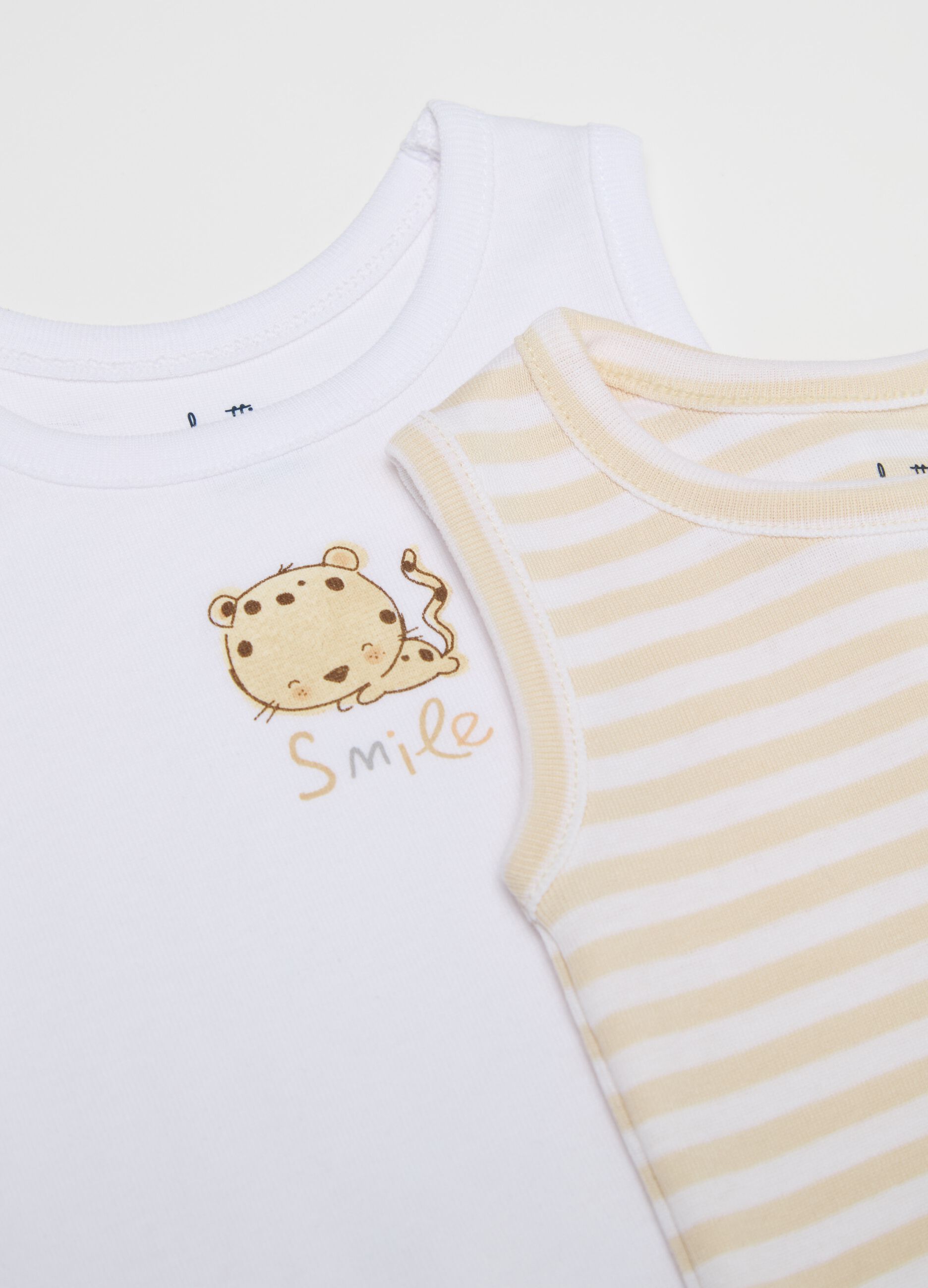 Three-pack sleeveless bodysuits in striped organic cotton with print